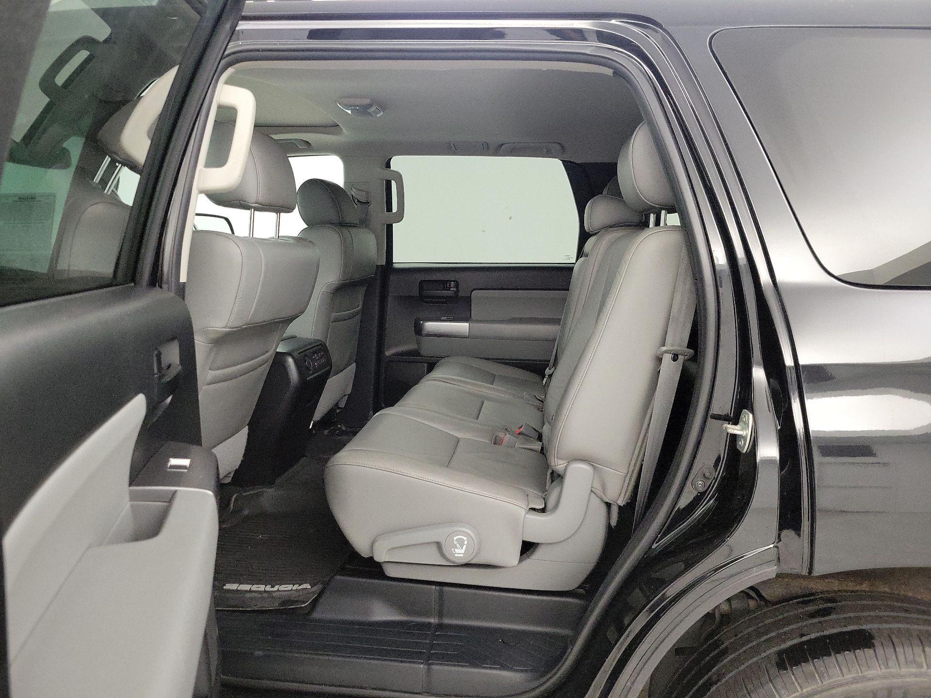 Thumbnail: 2020 Toyota Sequoia - 20