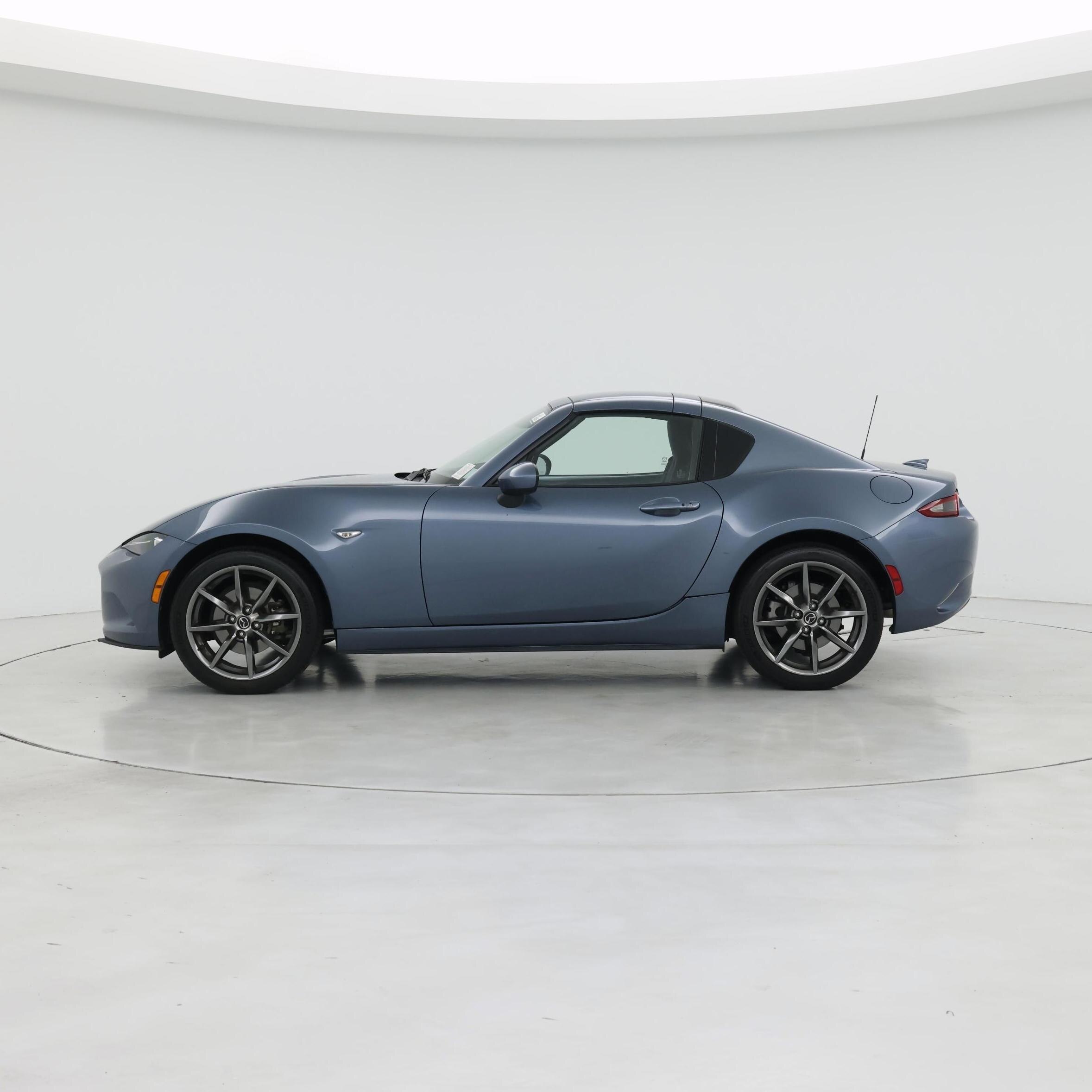 Thumbnail: 2017 Mazda MX-5 Miata - 3