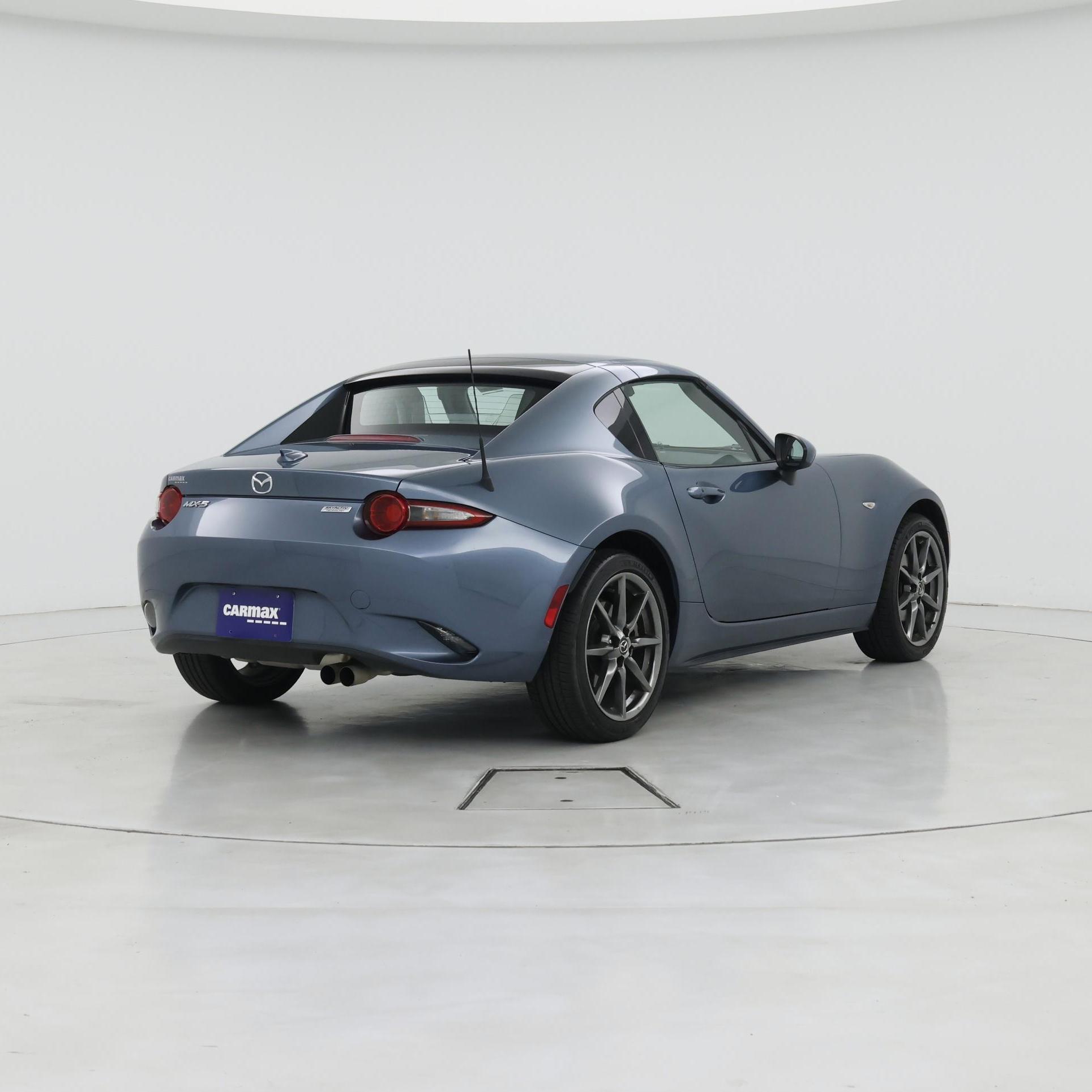 Thumbnail: 2017 Mazda MX-5 Miata - 8