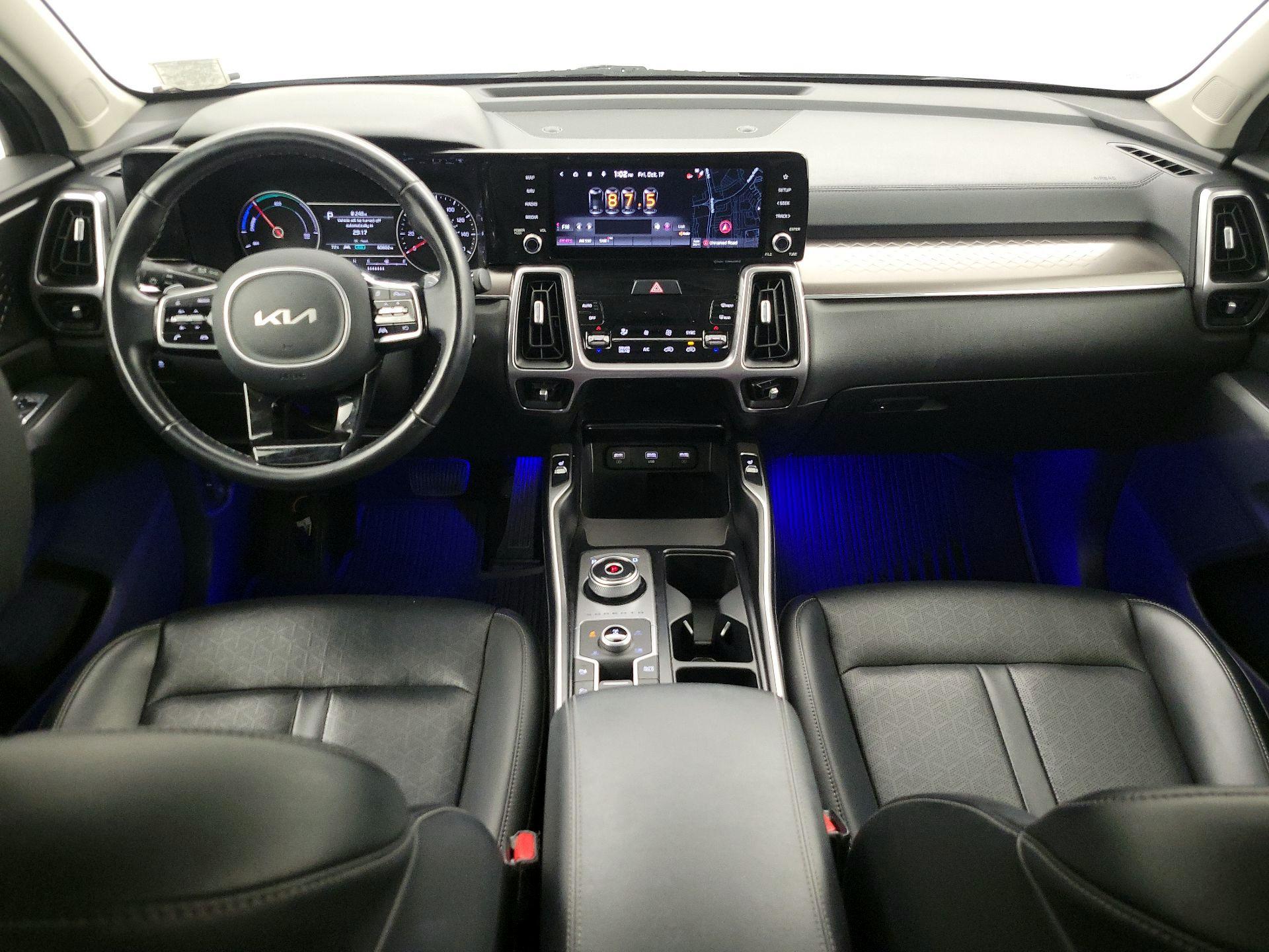 Thumbnail: 2022 Kia Sorento - 9