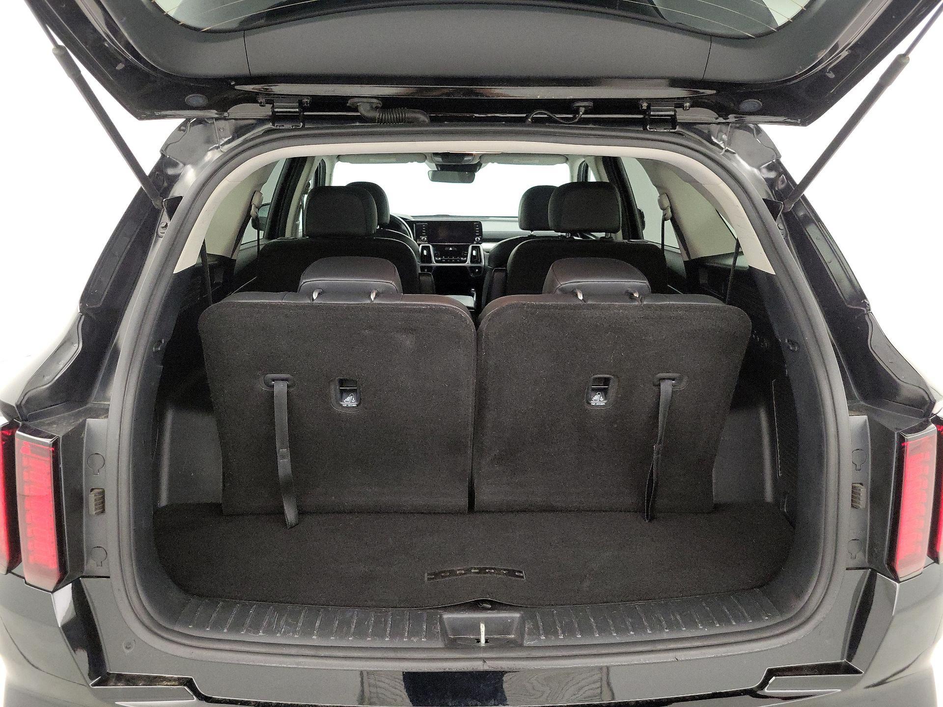 Thumbnail: 2022 Kia Sorento - 20