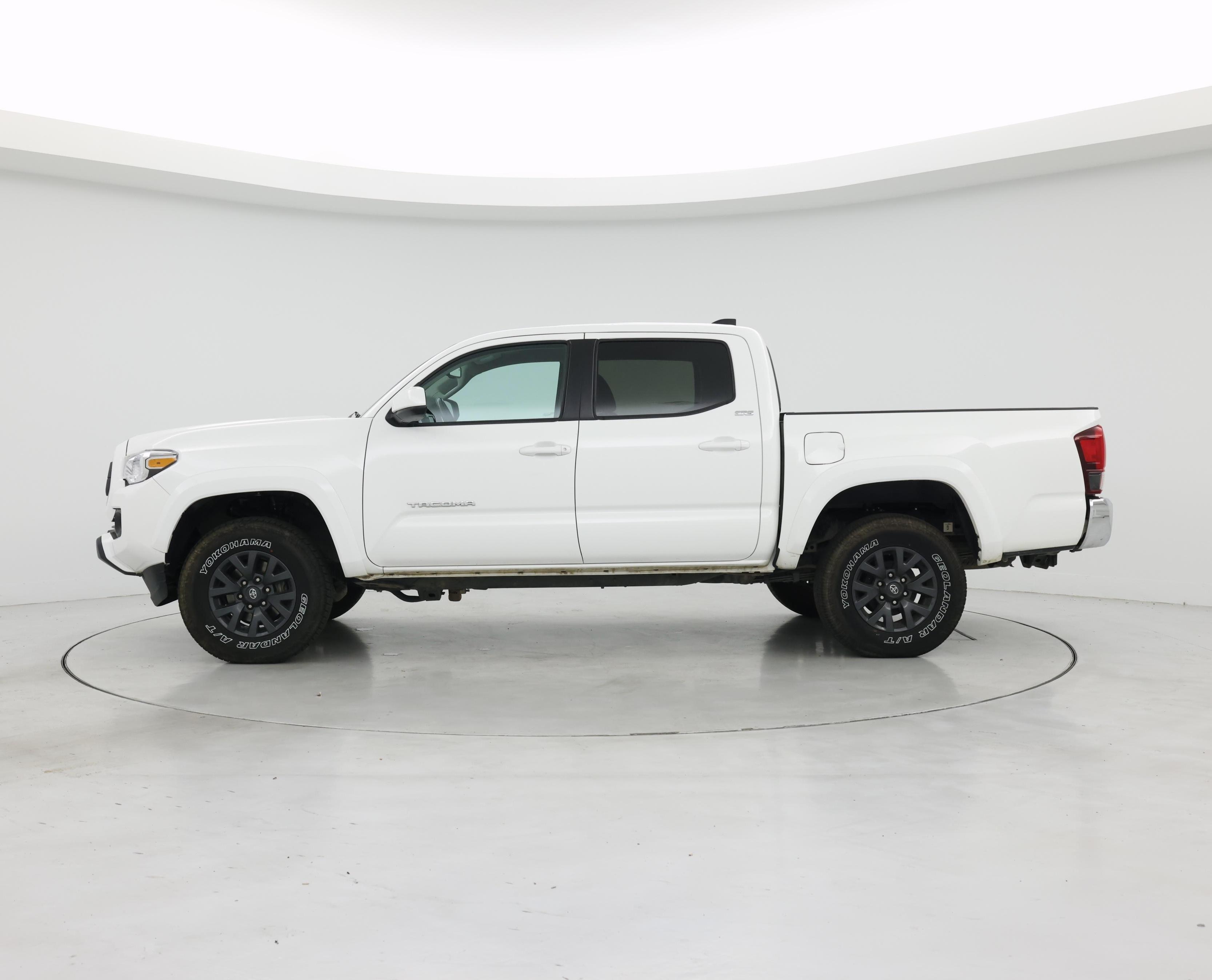 Thumbnail: 2023 Toyota Tacoma - 3