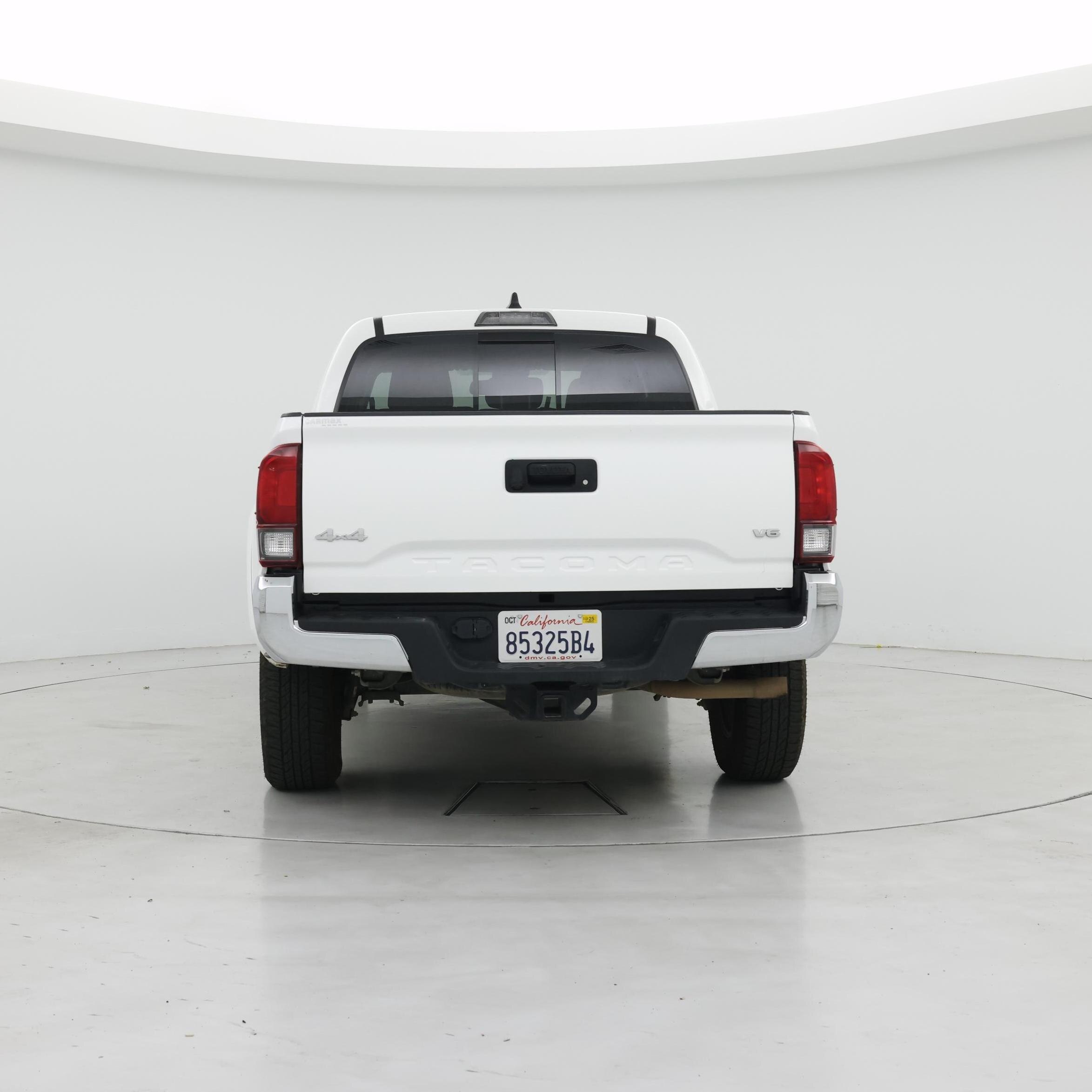 Thumbnail: 2023 Toyota Tacoma - 6