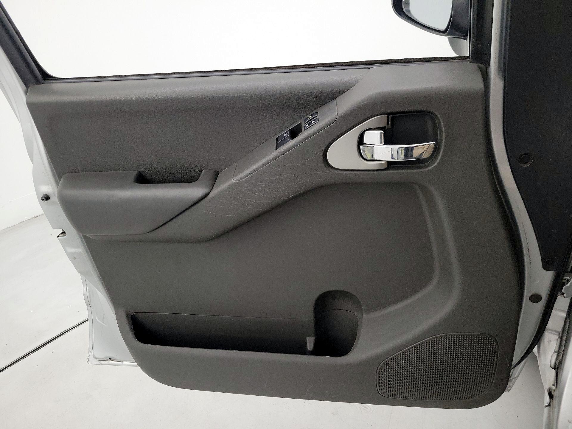 Thumbnail: 2014 Nissan Frontier - 12