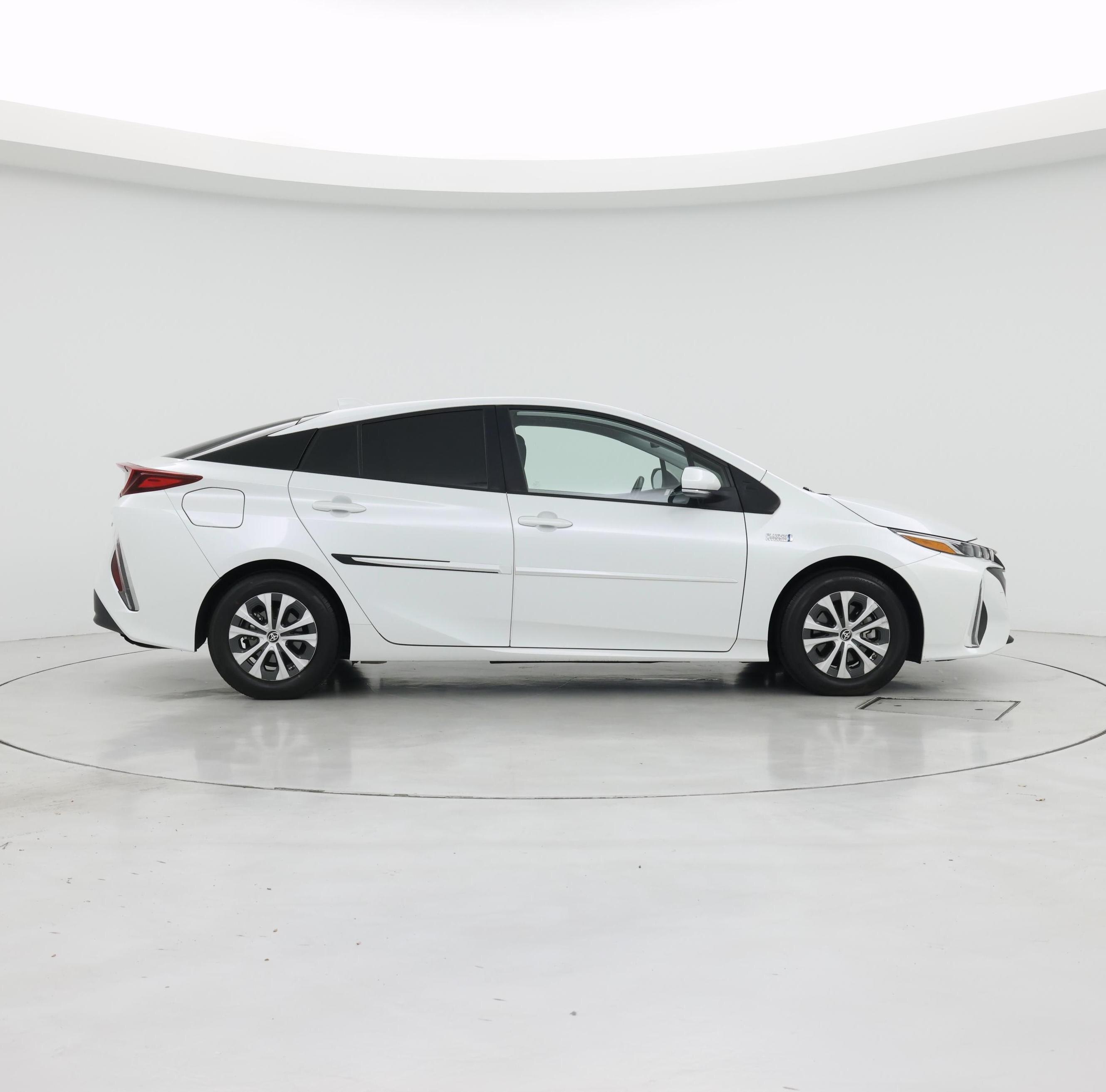 Thumbnail: 2021 Toyota Prius Prime - 7