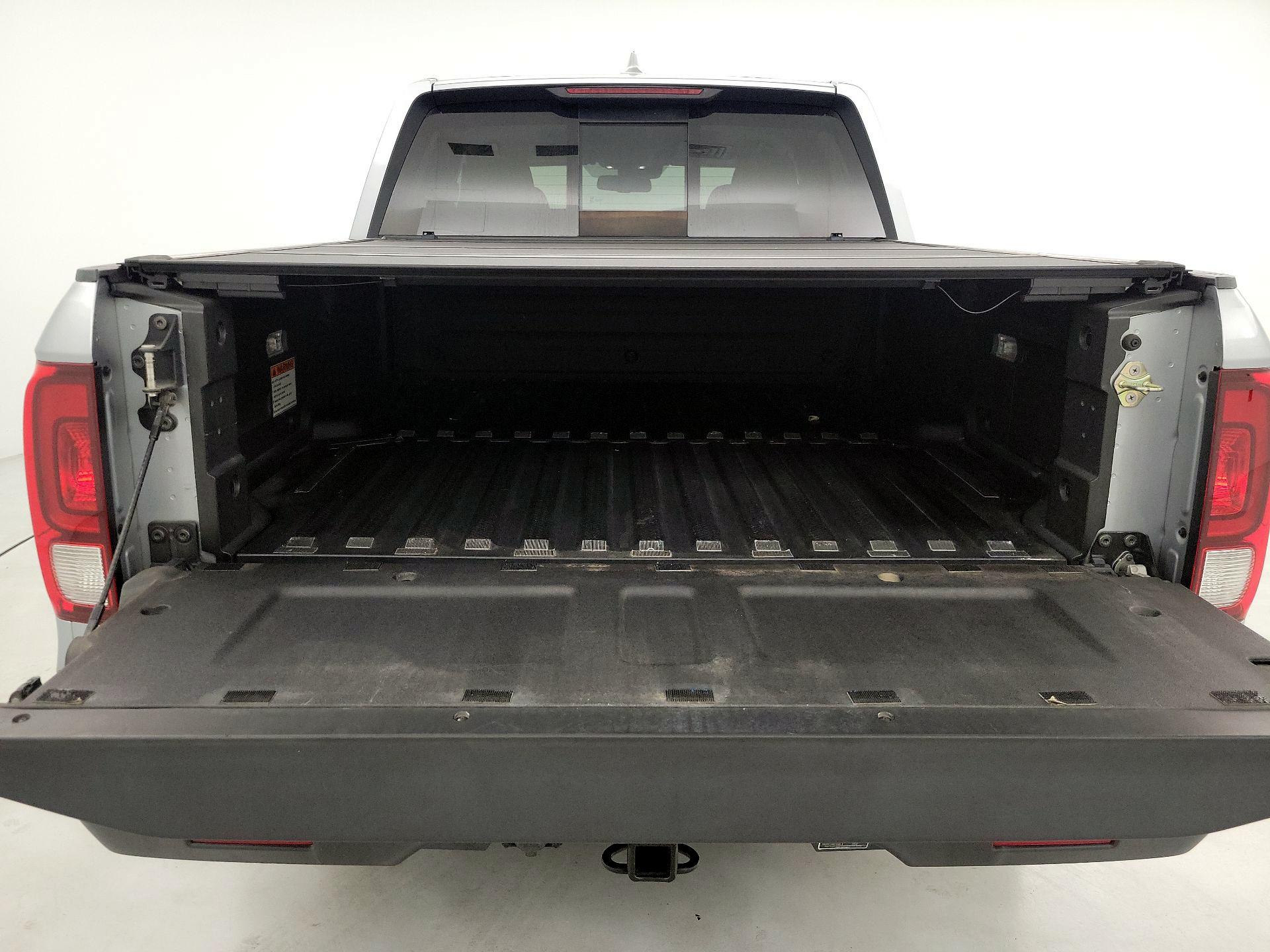 Thumbnail: 2017 Honda Ridgeline - 20