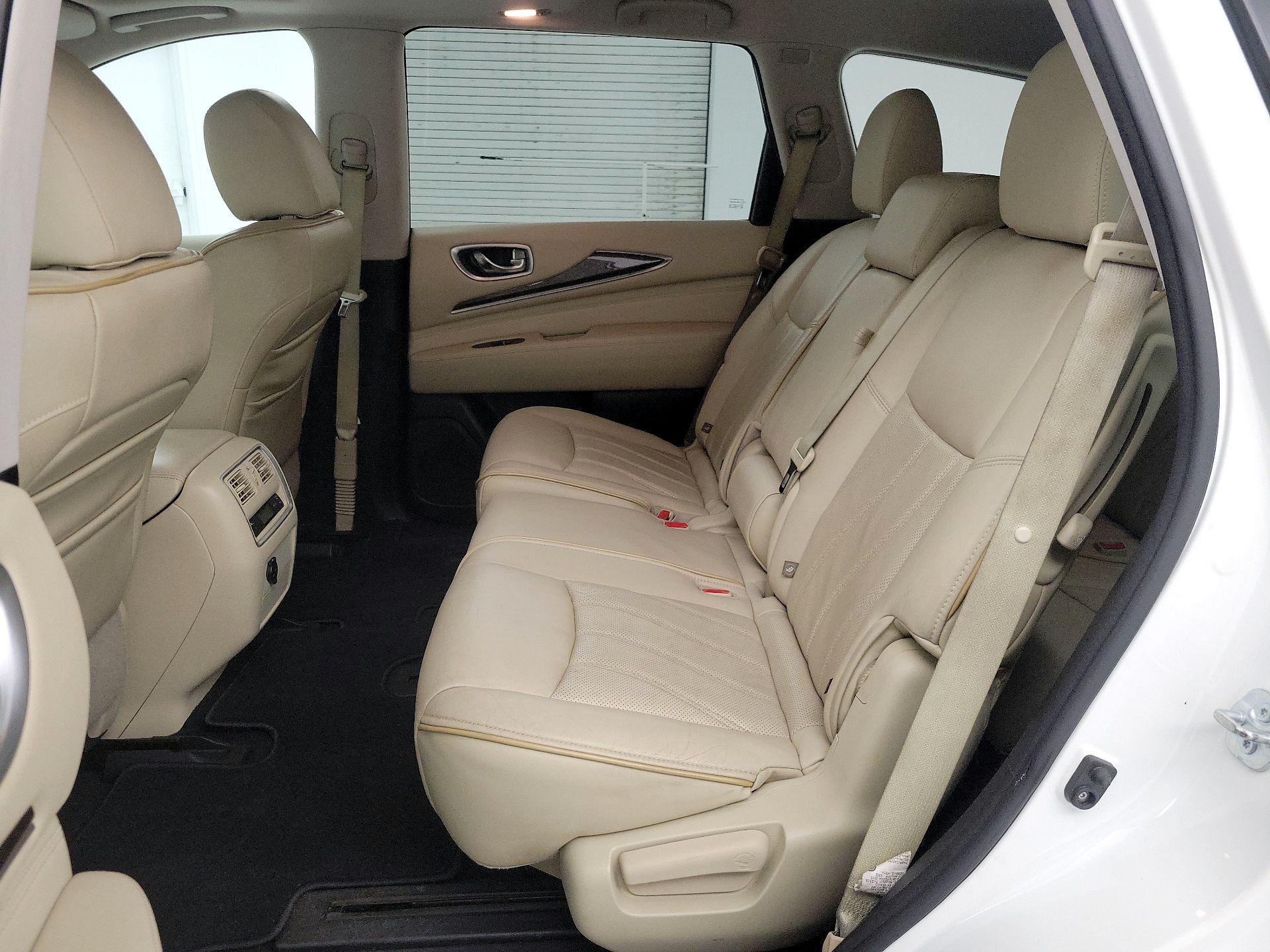 Thumbnail: 2015 INFINITI QX60 - 17