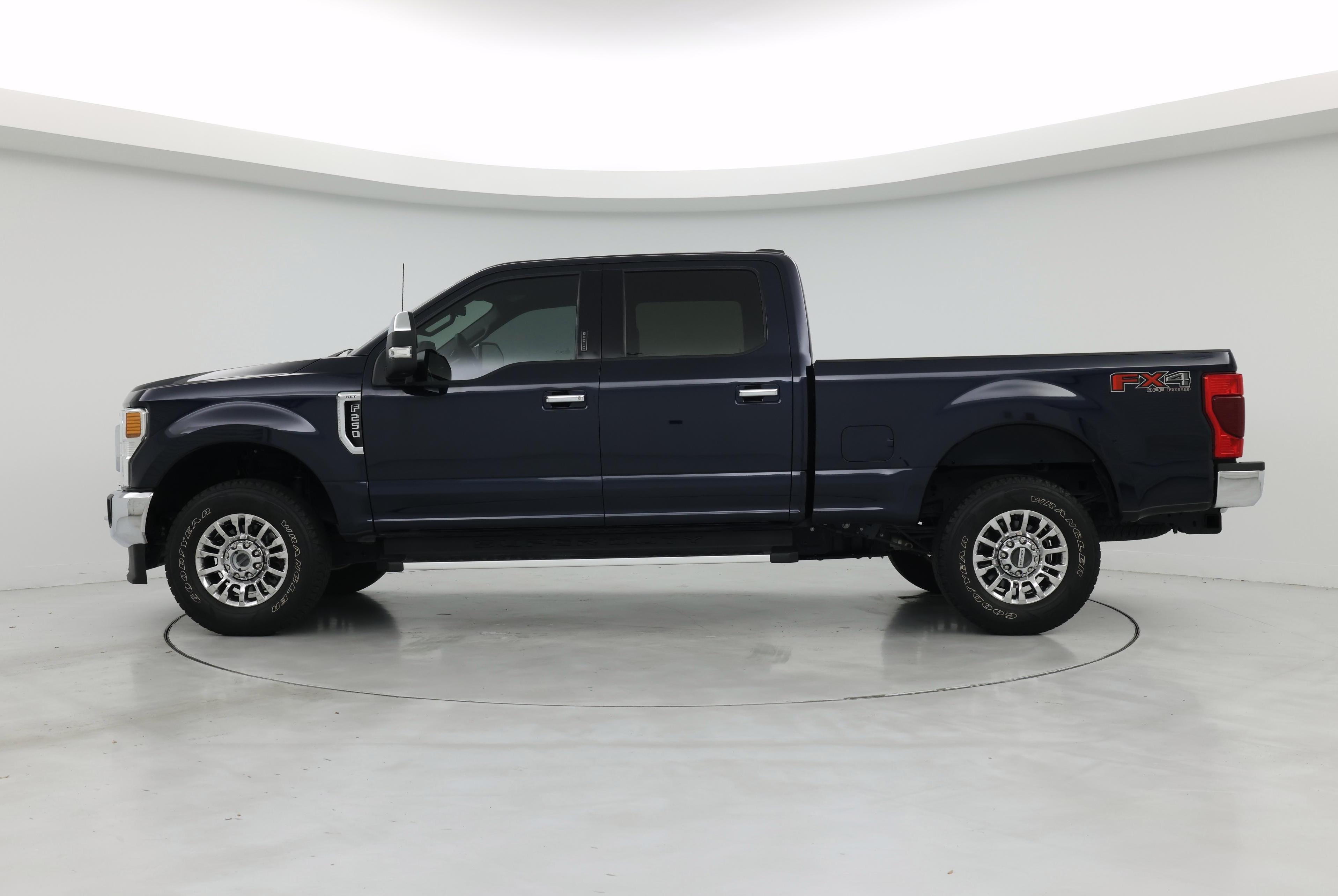 Thumbnail: 2022 Ford F-250 - 3