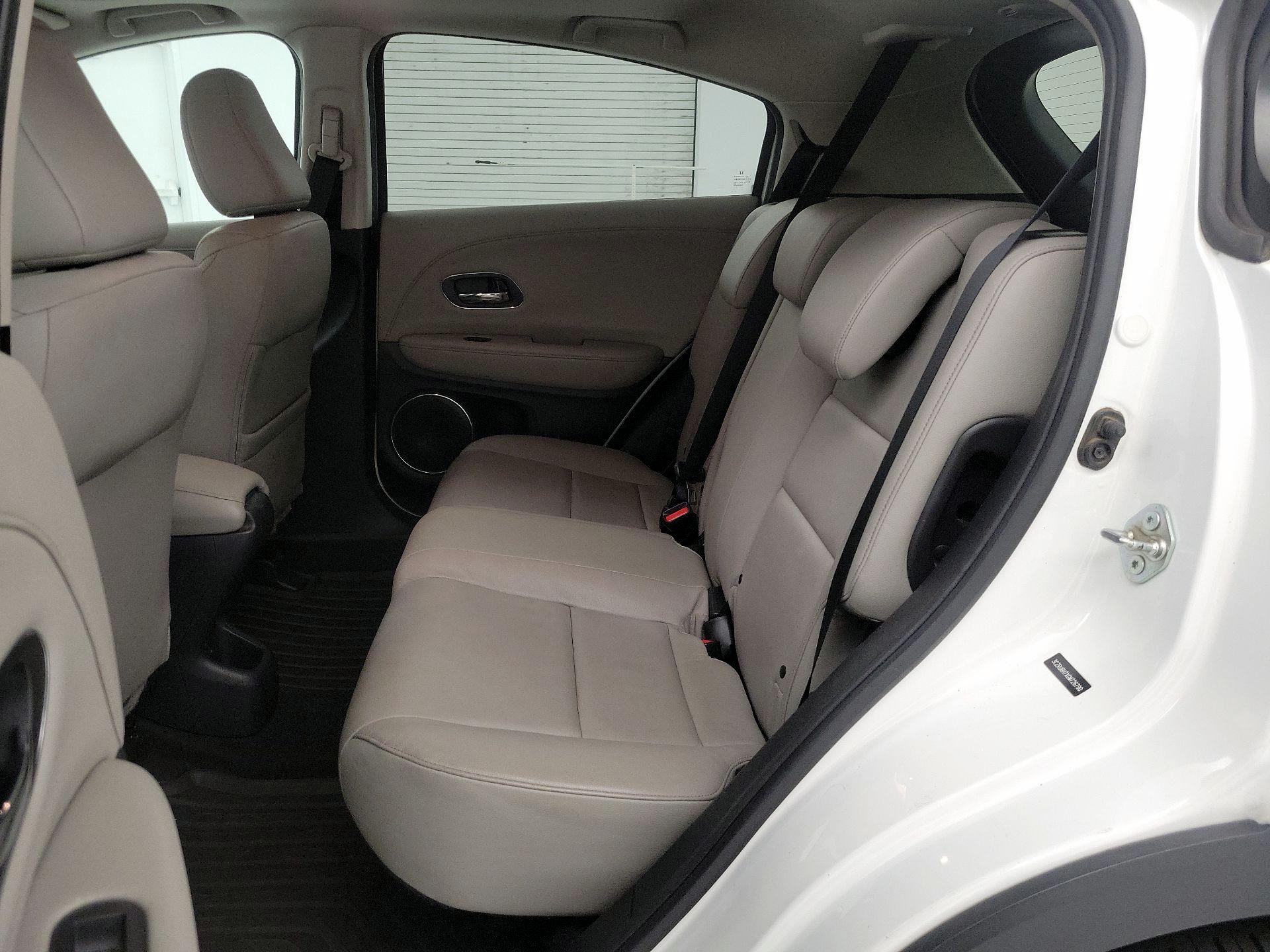 Thumbnail: 2016 Honda HR-V - 19