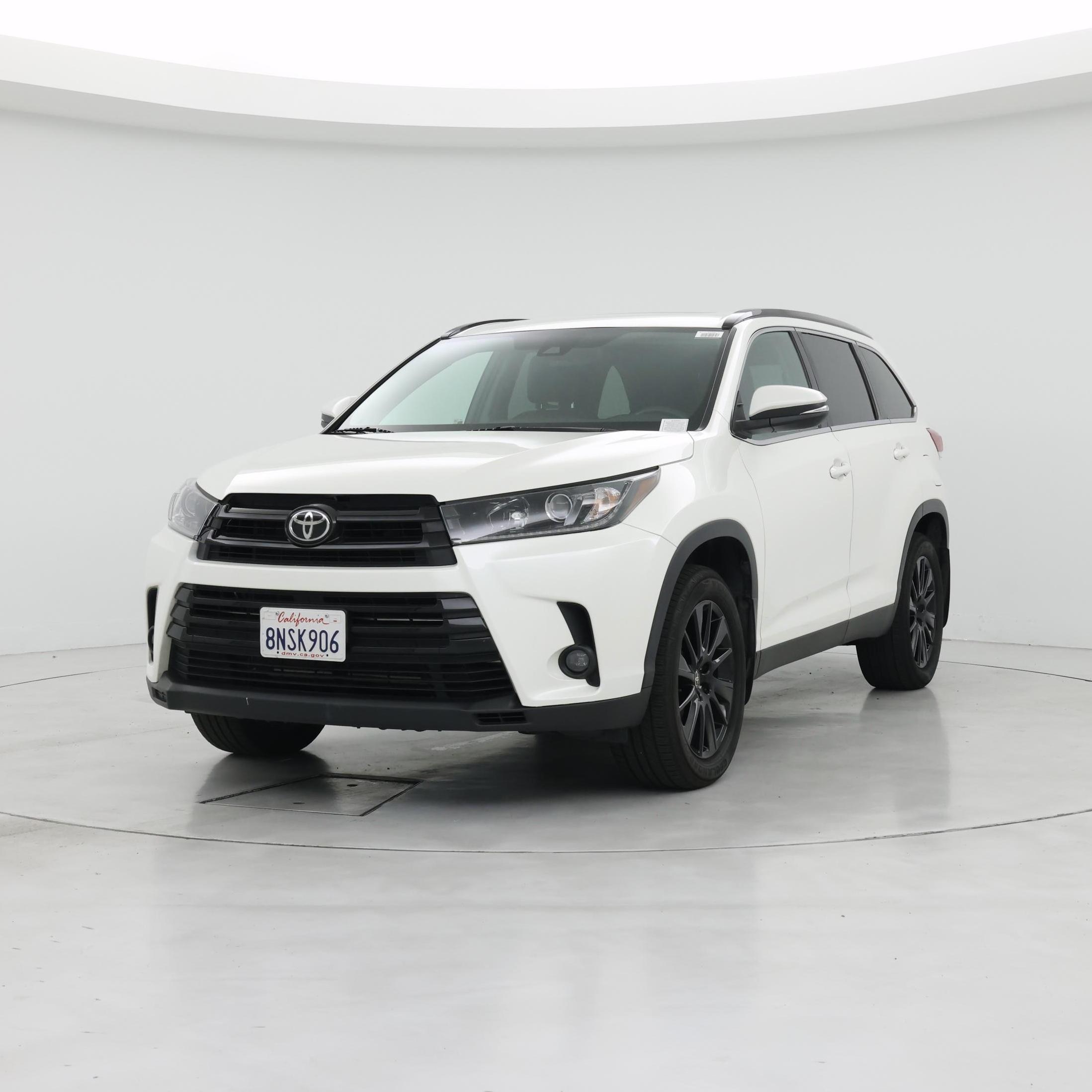 Thumbnail: 2019 Toyota Highlander - 4