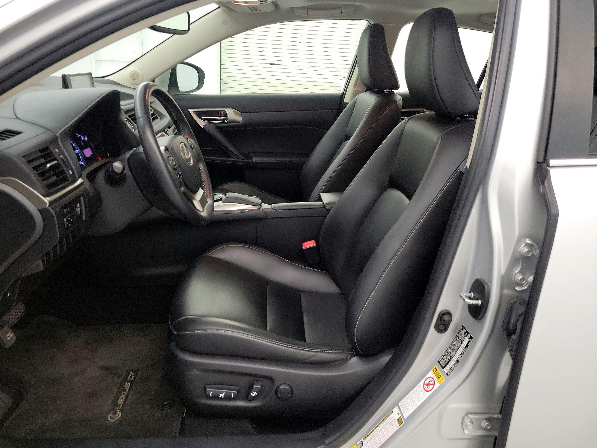 Thumbnail: 2014 Lexus CT - 11