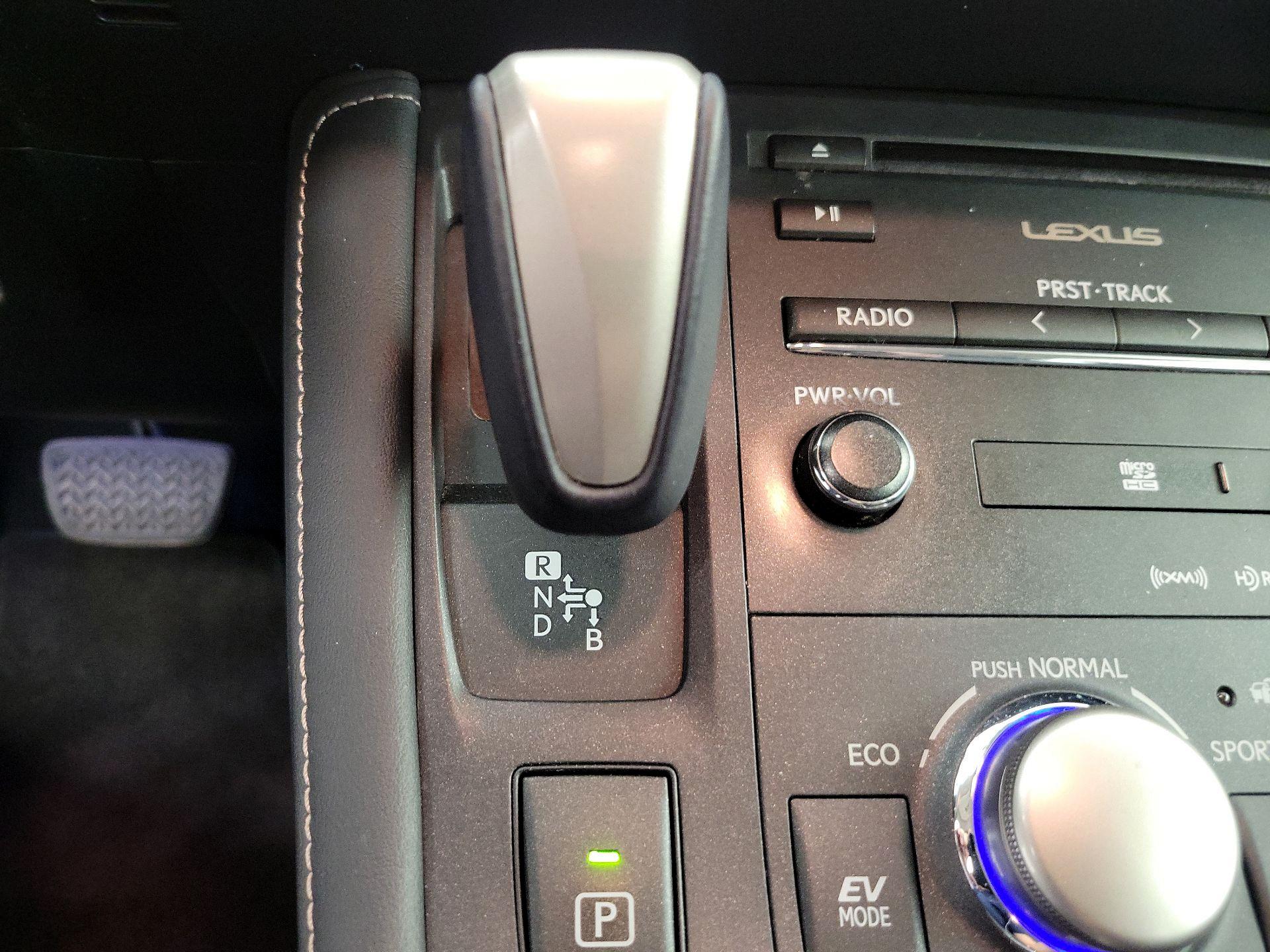 Thumbnail: 2014 Lexus CT - 17