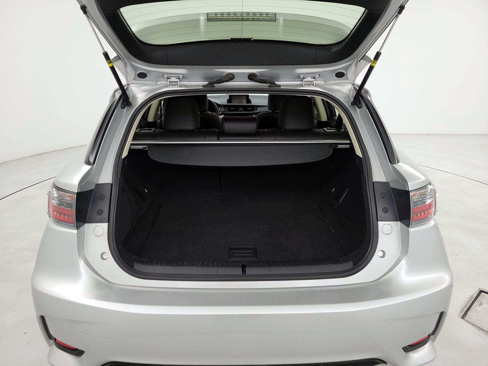 Thumbnail: 2014 Lexus CT - 19