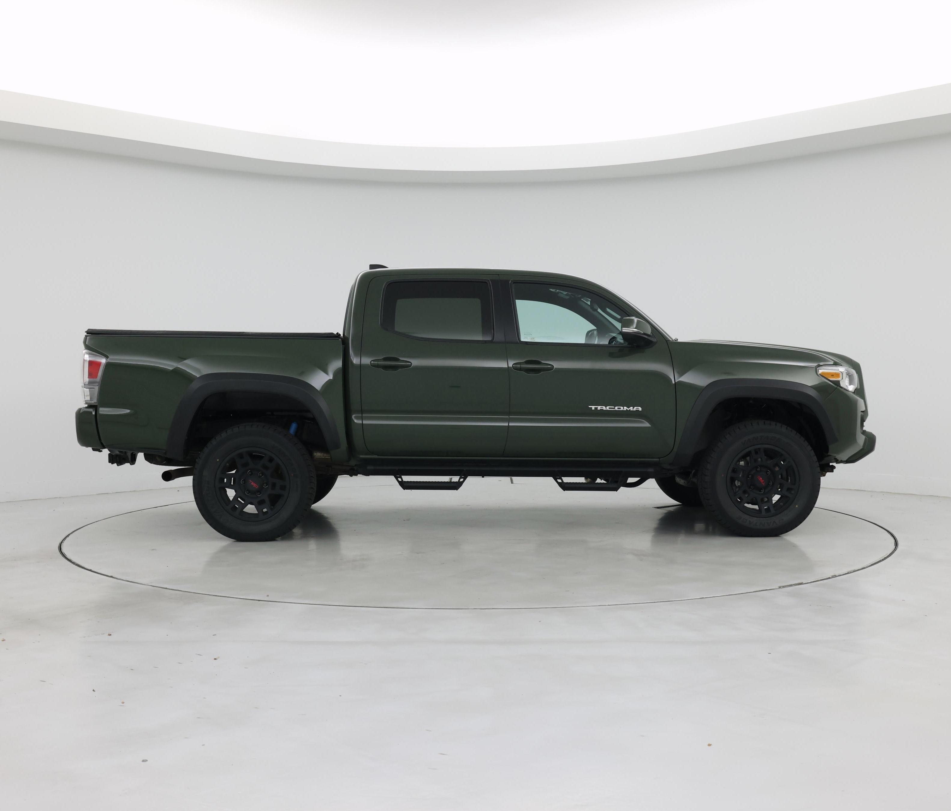 Thumbnail: 2021 Toyota Tacoma - 7