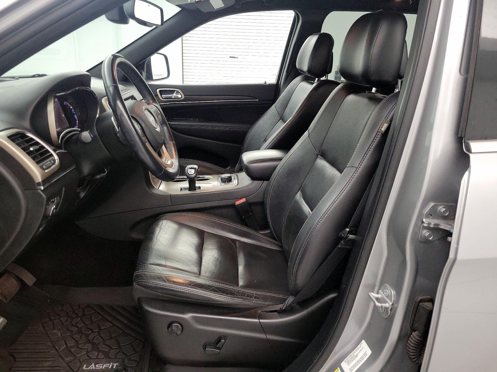 Thumbnail: 2014 Jeep Grand Cherokee - 11