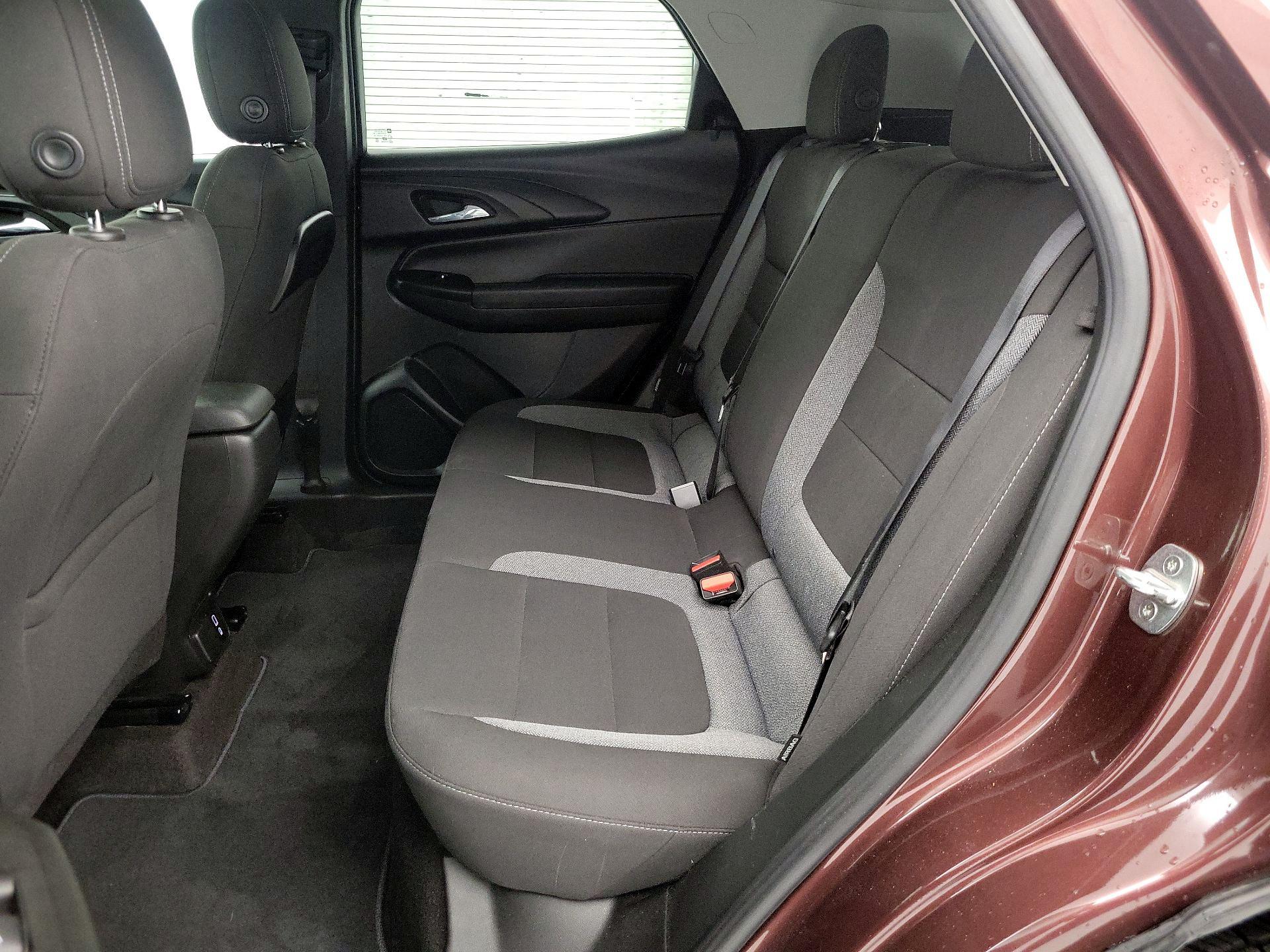 Thumbnail: 2022 Chevrolet TrailBlazer - 18