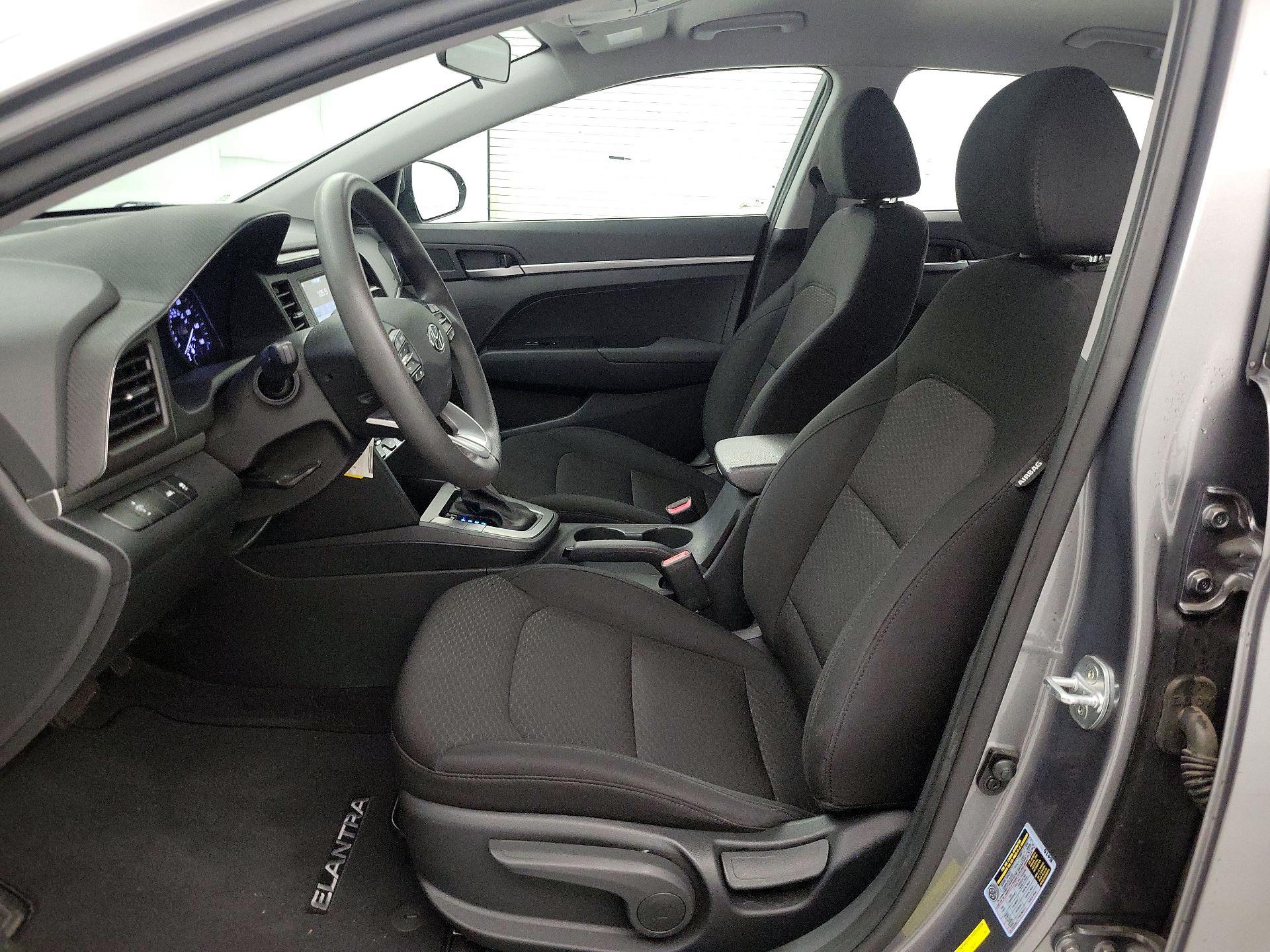 Thumbnail: 2020 Hyundai Elantra - 11