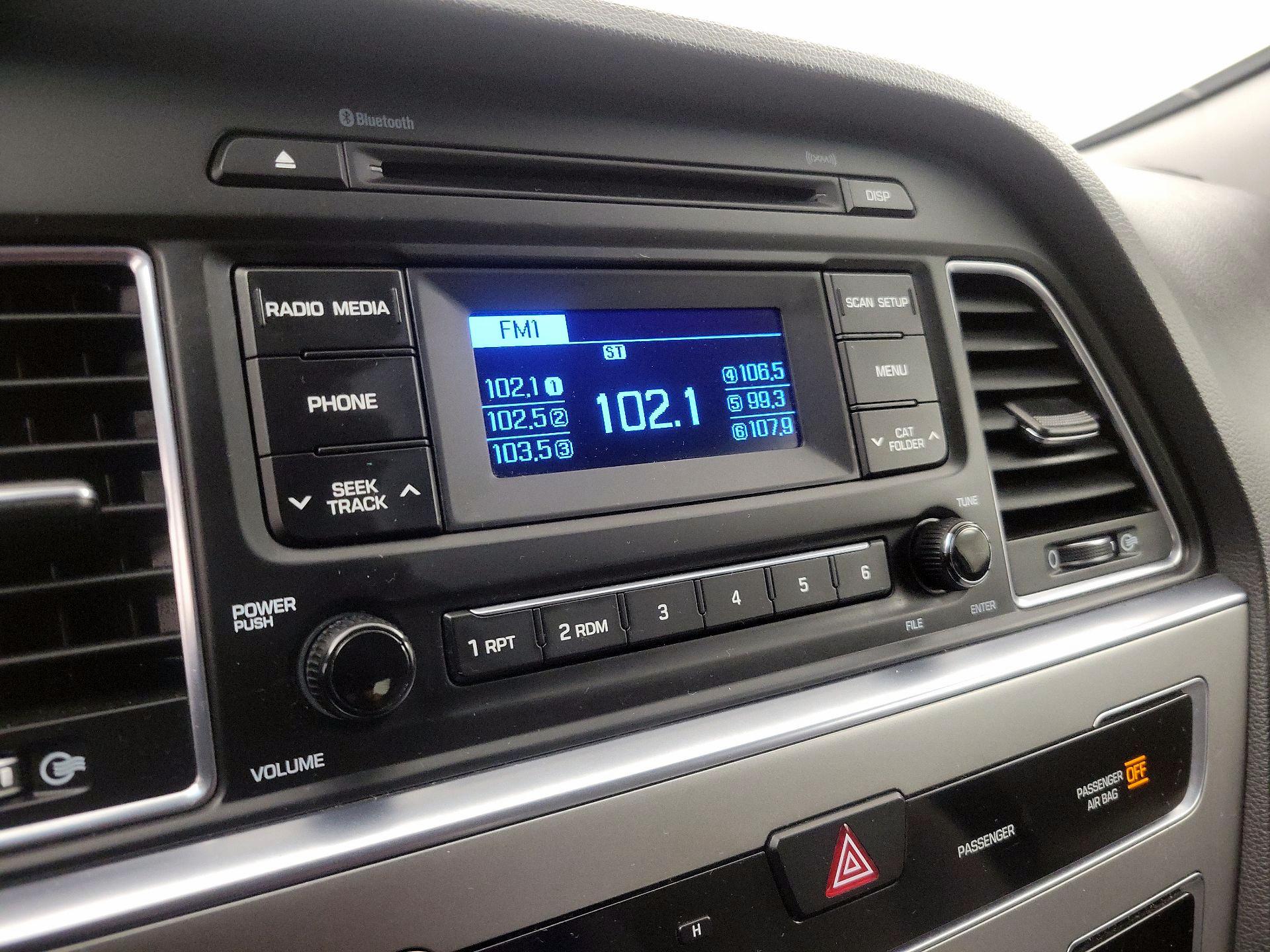 Thumbnail: 2015 Hyundai Sonata - 14