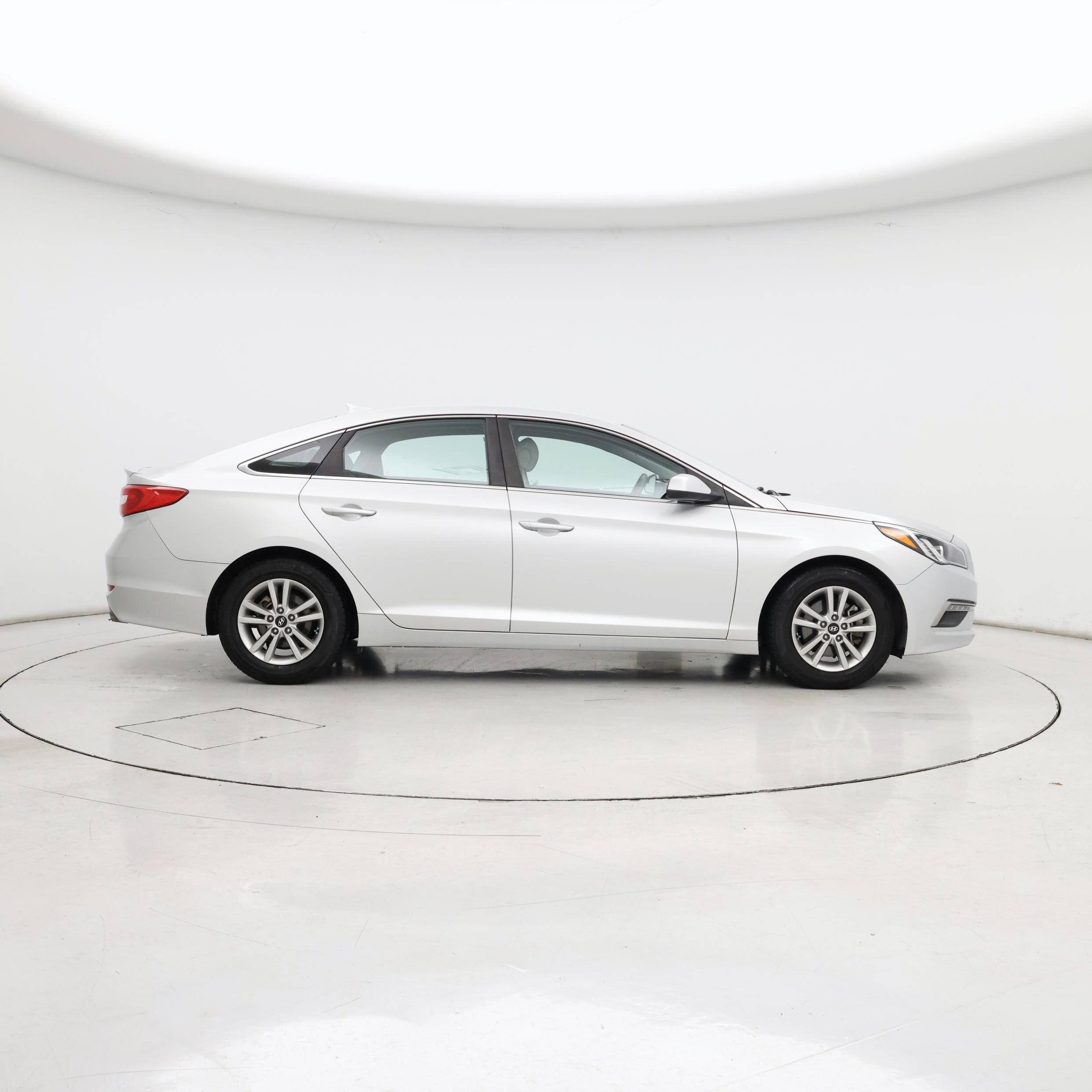 Thumbnail: 2015 Hyundai Sonata - 7