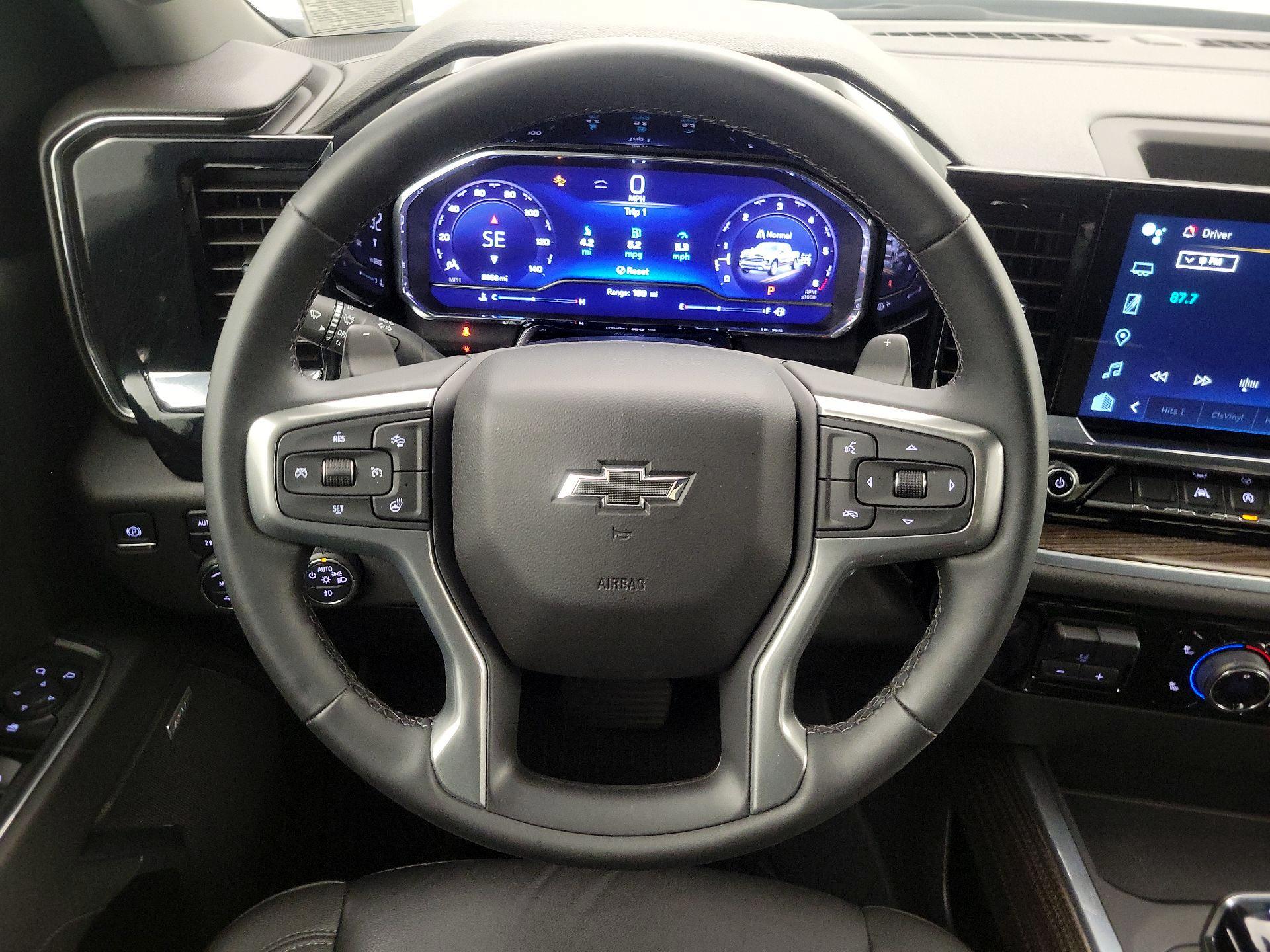 Thumbnail: 2024 Chevrolet Silverado 1500 - 10