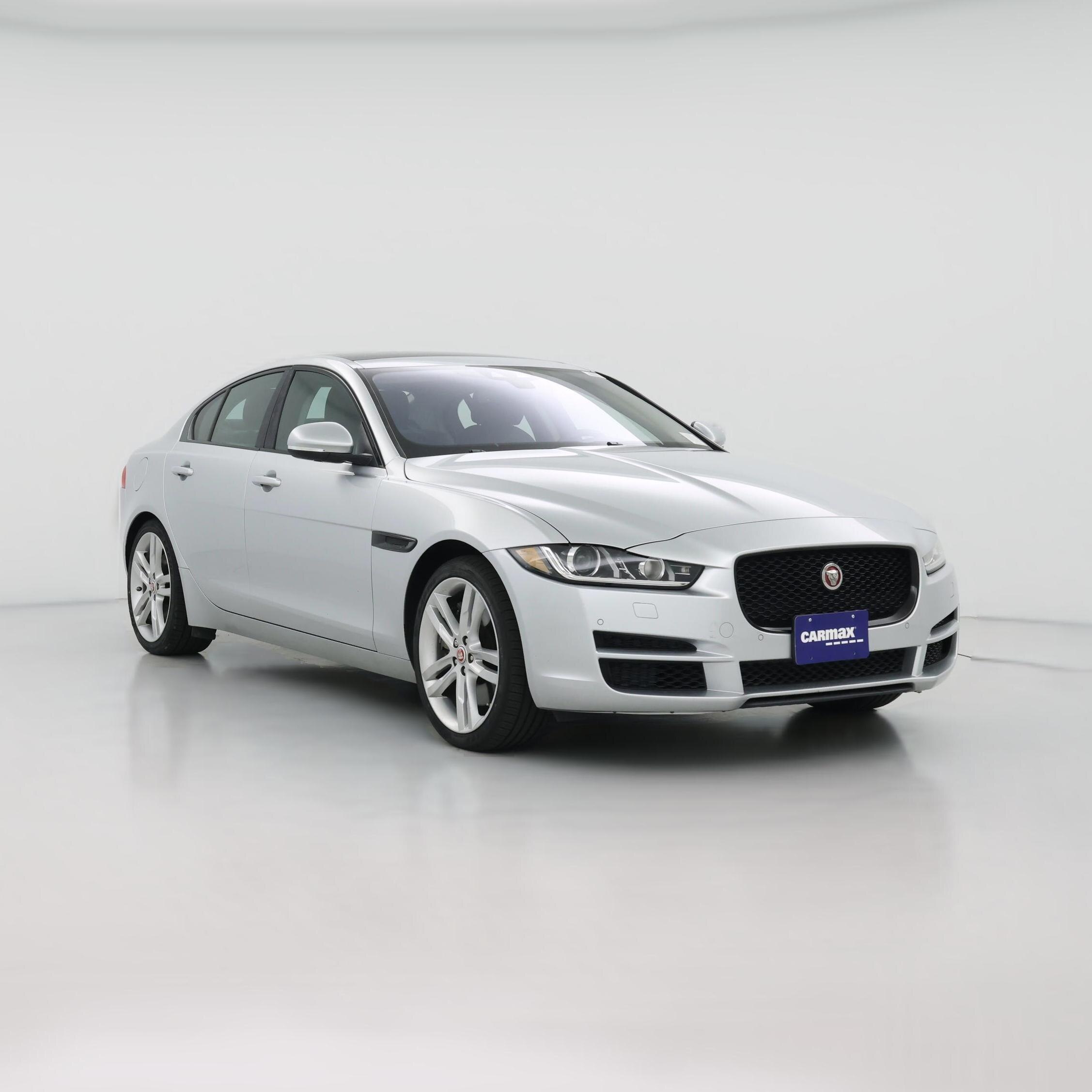 Thumbnail: 2017 Jaguar XE - 1