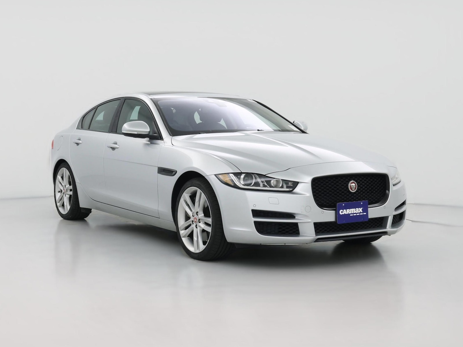 2017 Jaguar XE