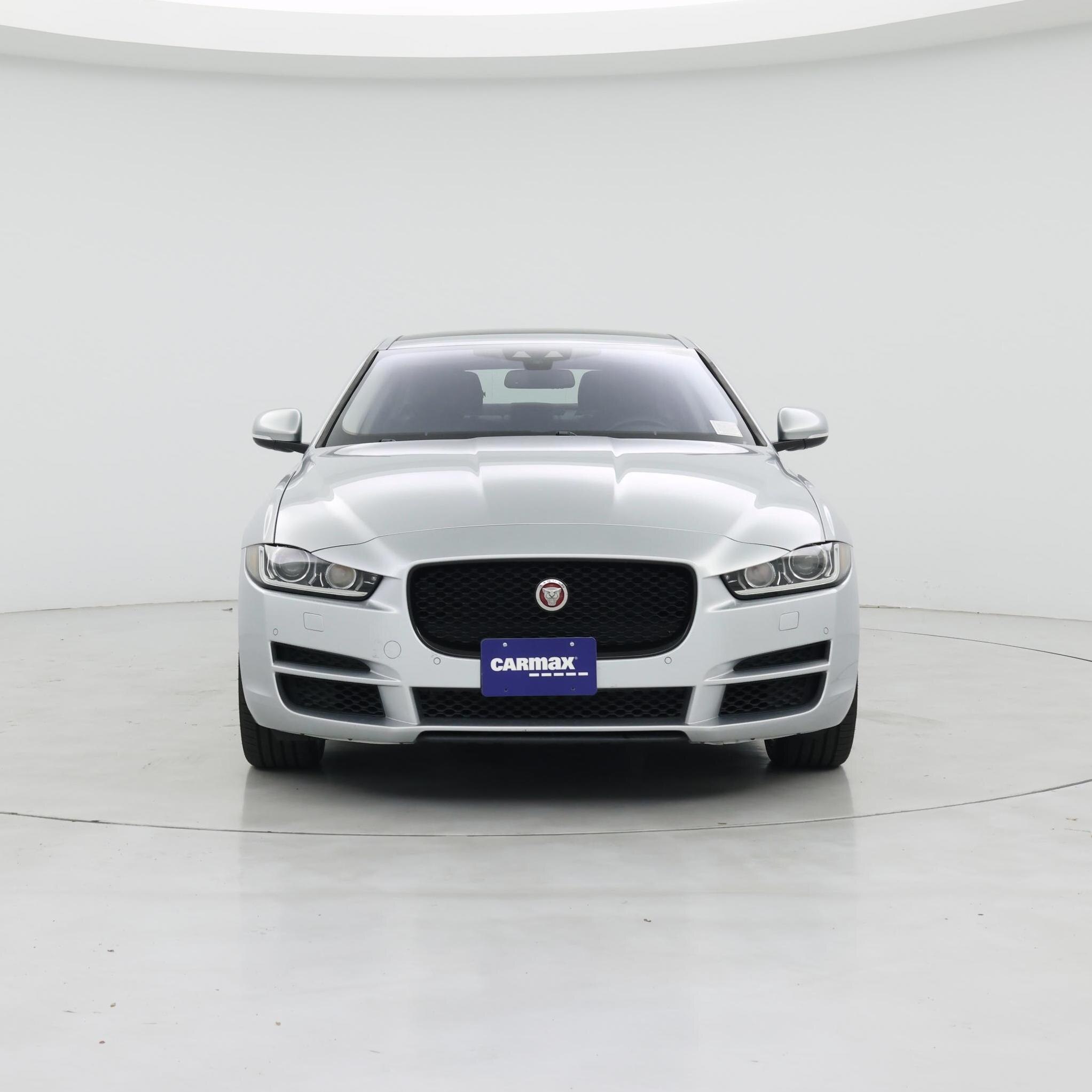 Thumbnail: 2017 Jaguar XE - 5