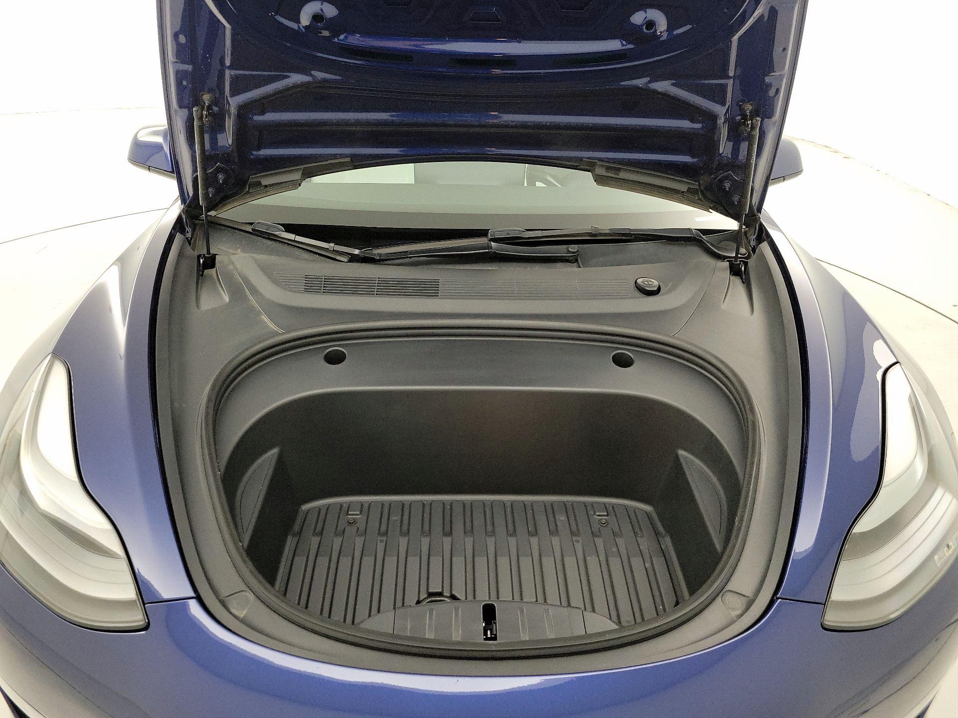 Thumbnail: 2022 Tesla Model 3 - 20