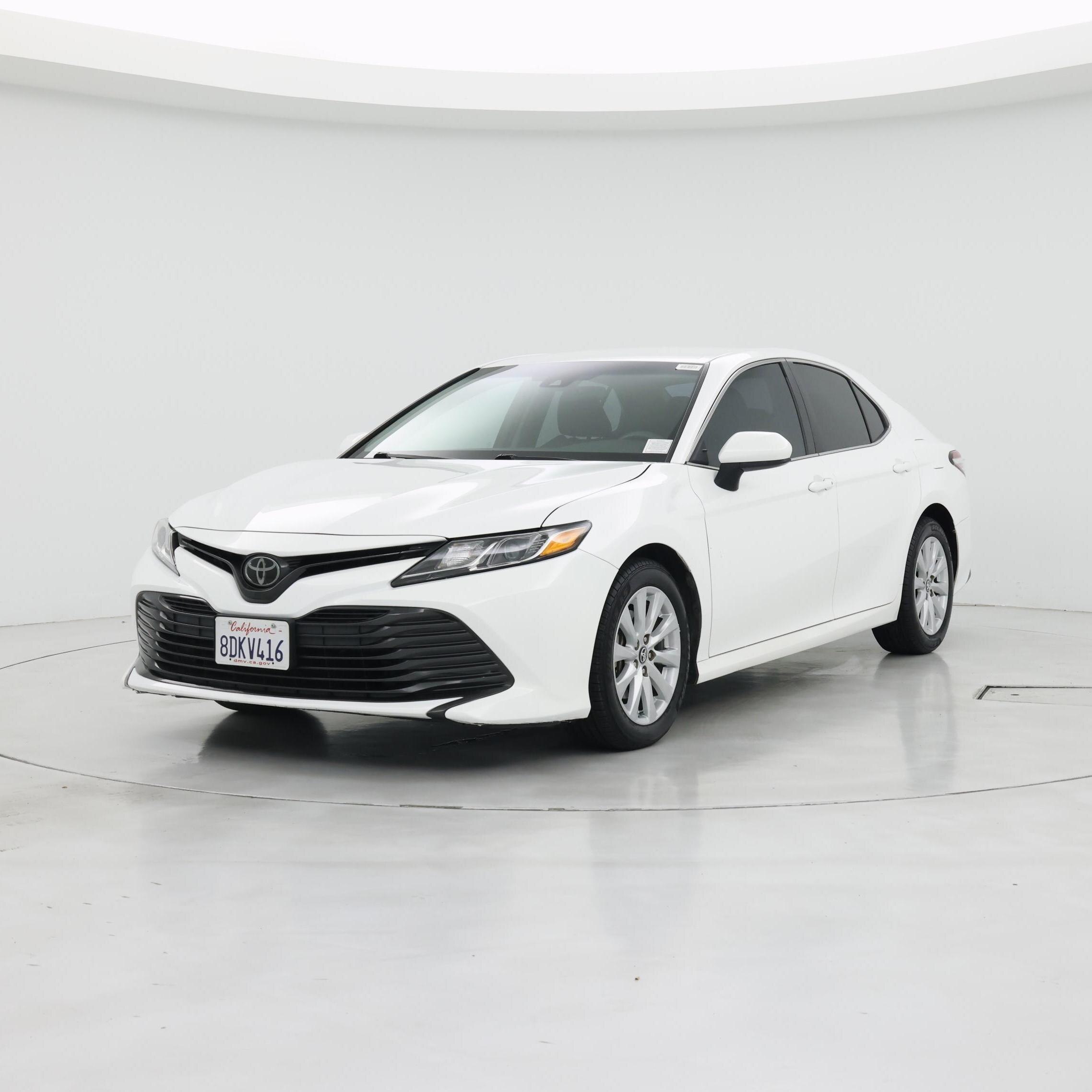 Thumbnail: 2018 Toyota Camry - 4