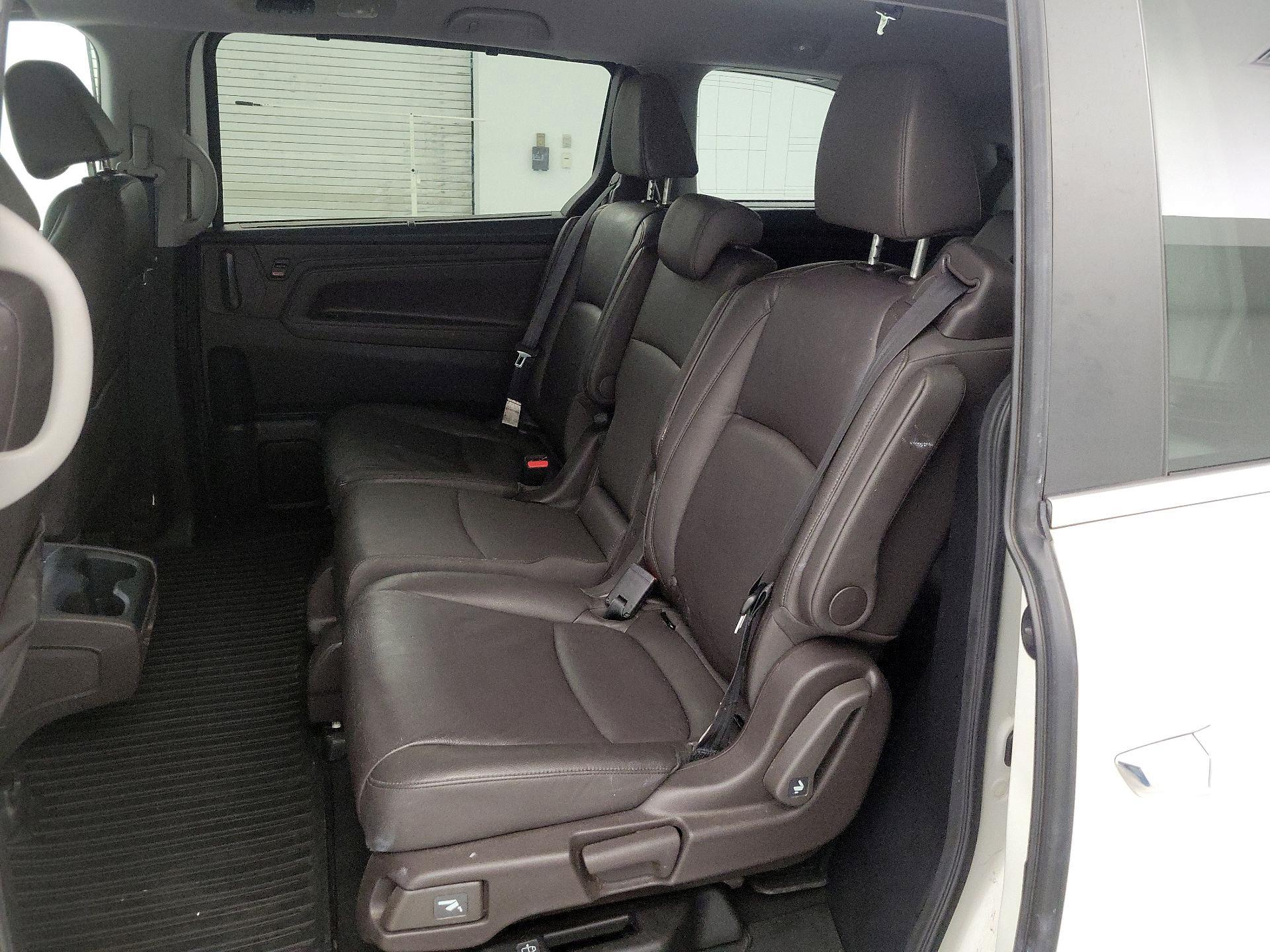 Thumbnail: 2018 Honda Odyssey - 19