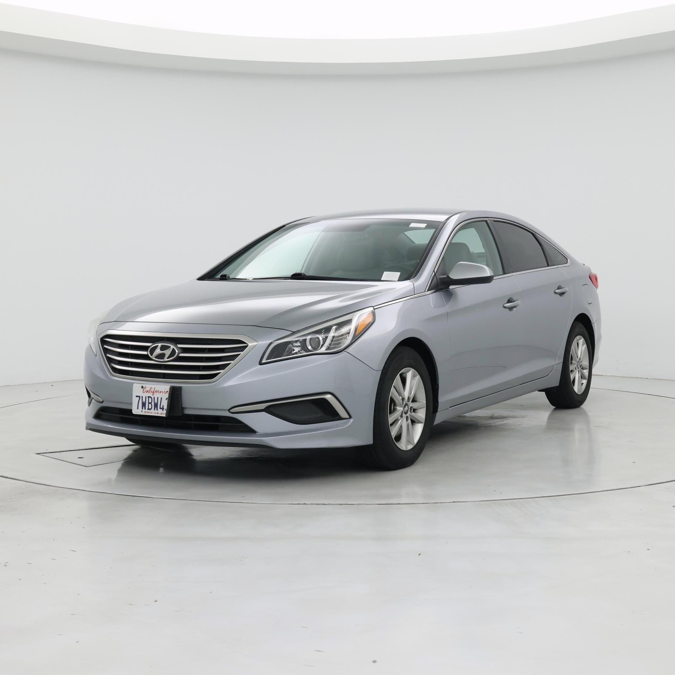 Thumbnail: 2017 Hyundai Sonata - 4