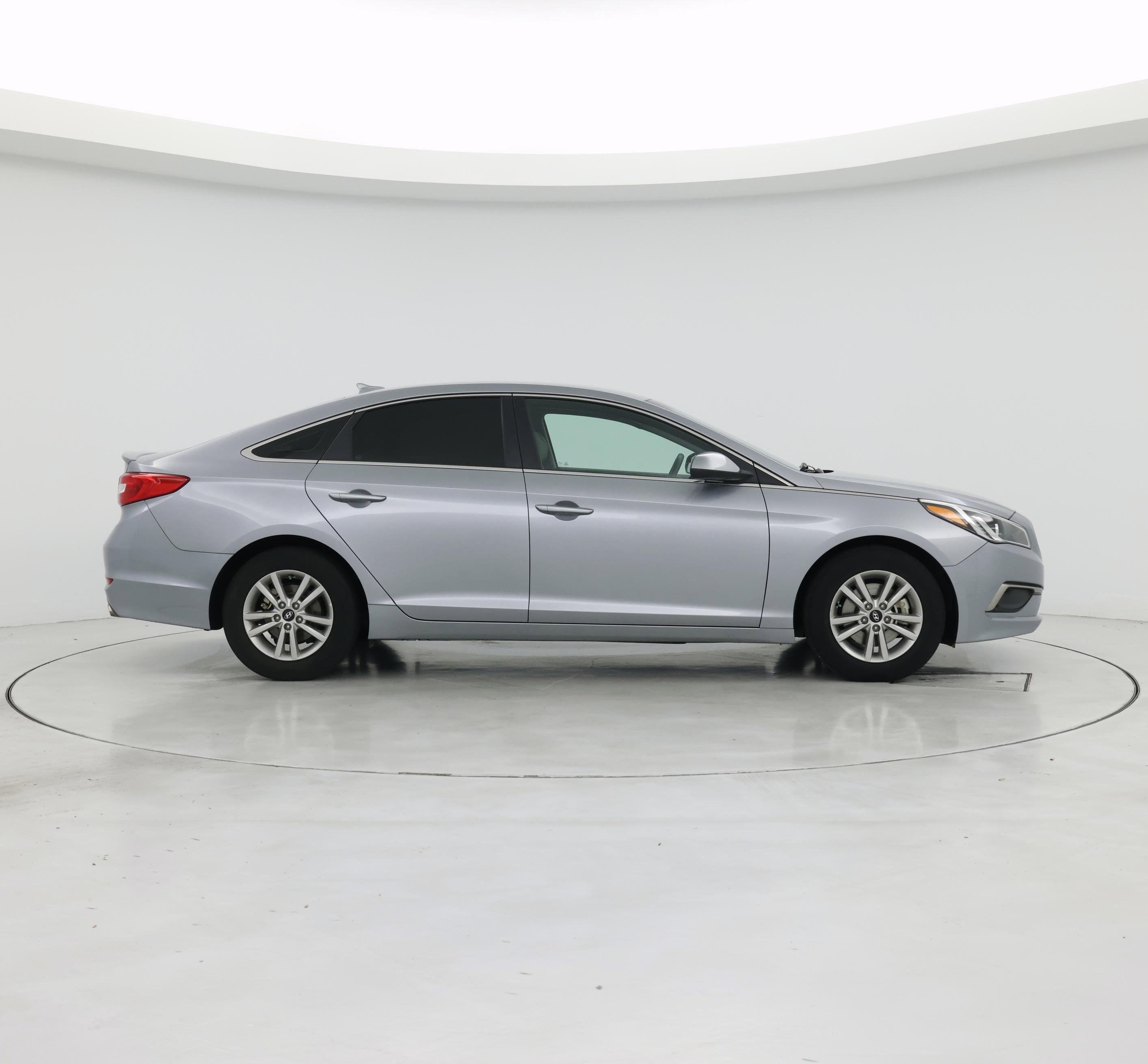 Thumbnail: 2017 Hyundai Sonata - 7