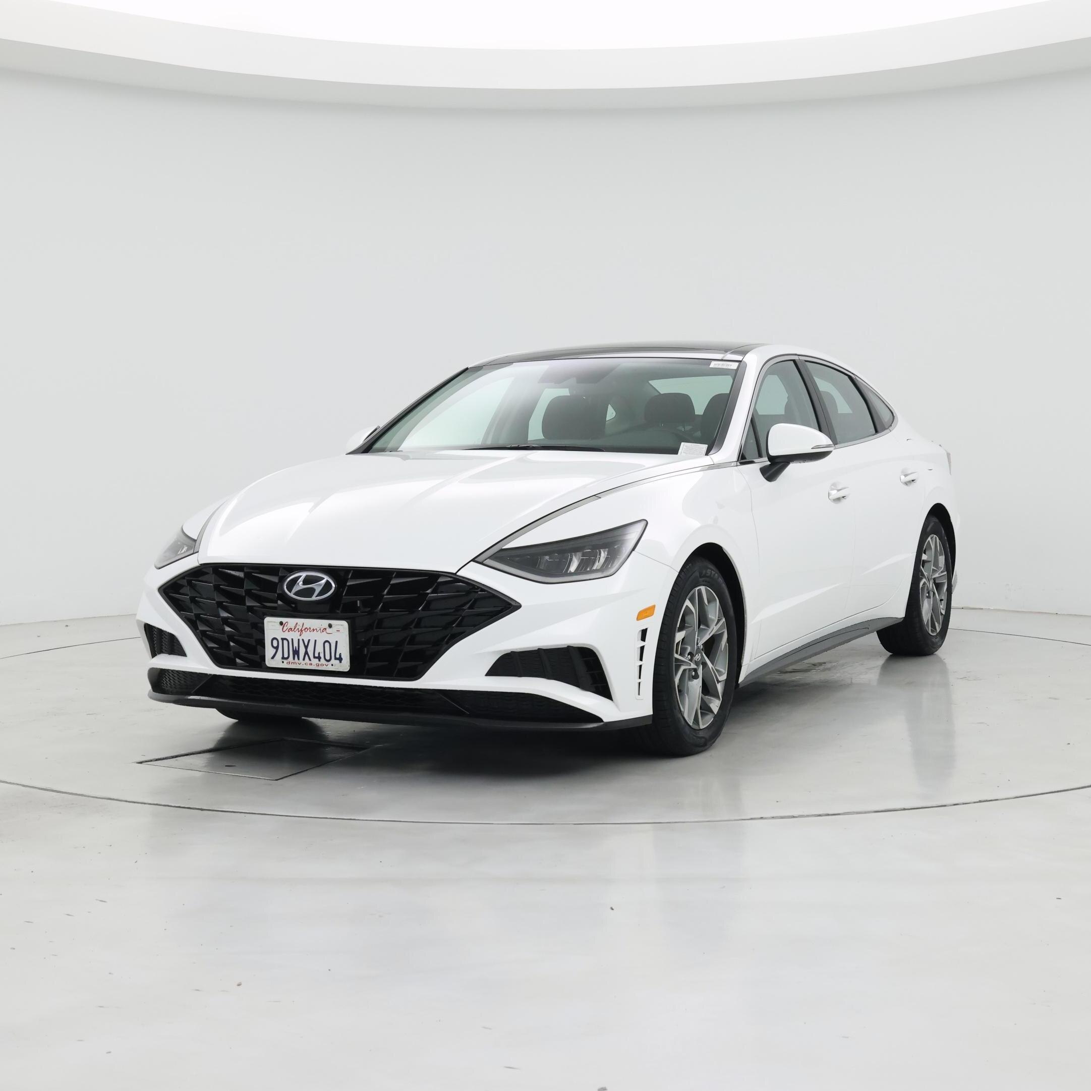 Thumbnail: 2023 Hyundai Sonata - 4