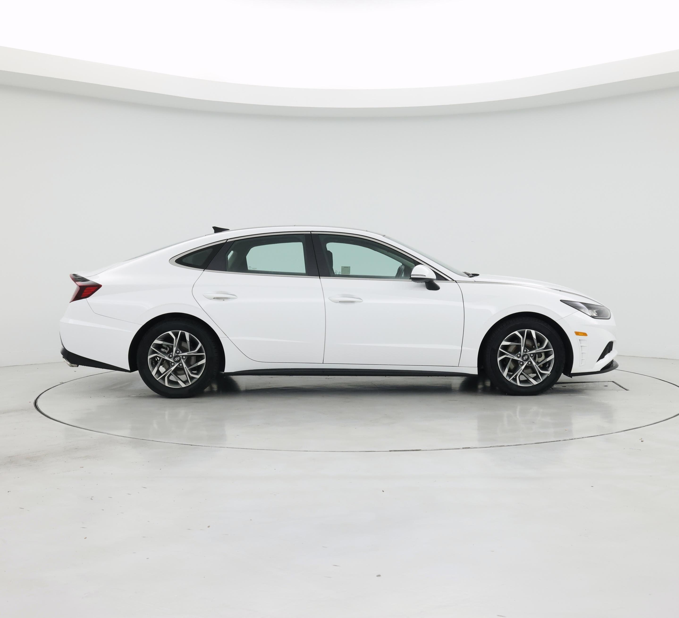 Thumbnail: 2023 Hyundai Sonata - 7