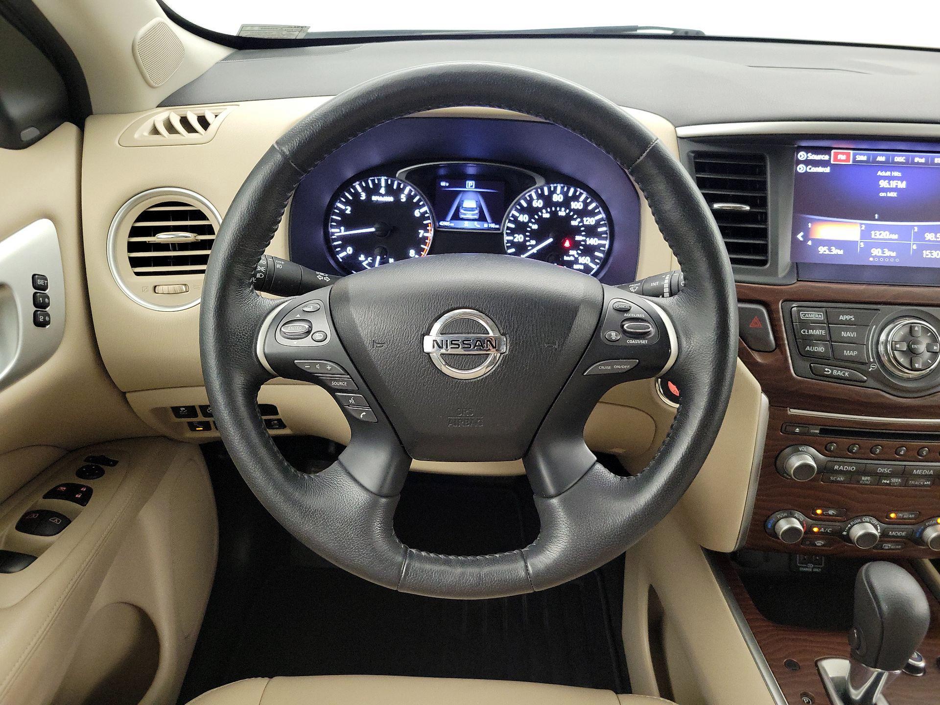 Thumbnail: 2018 Nissan Pathfinder - 10