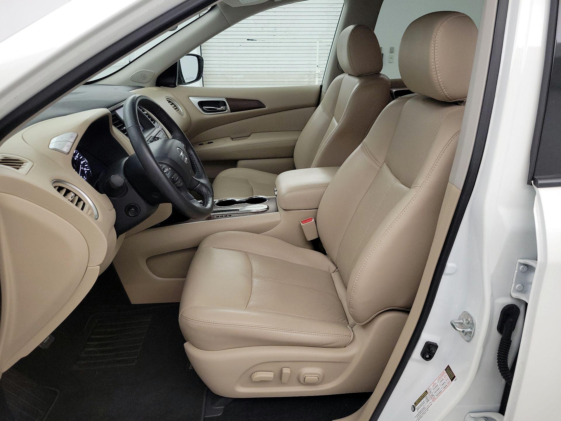 Thumbnail: 2018 Nissan Pathfinder - 11