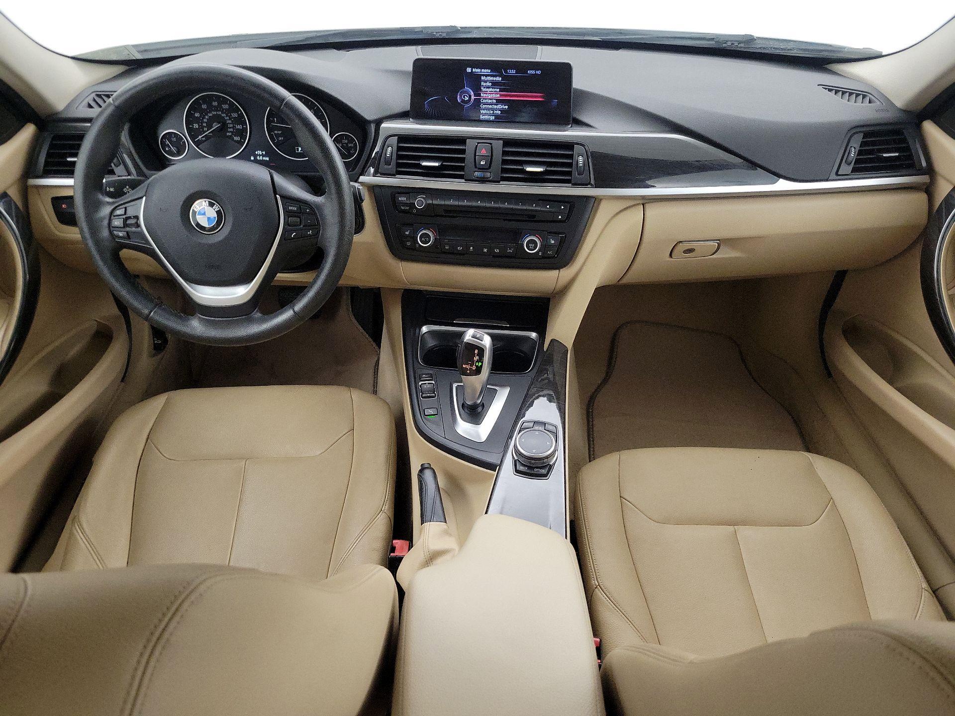 Thumbnail: 2015 BMW 3 Series - 9