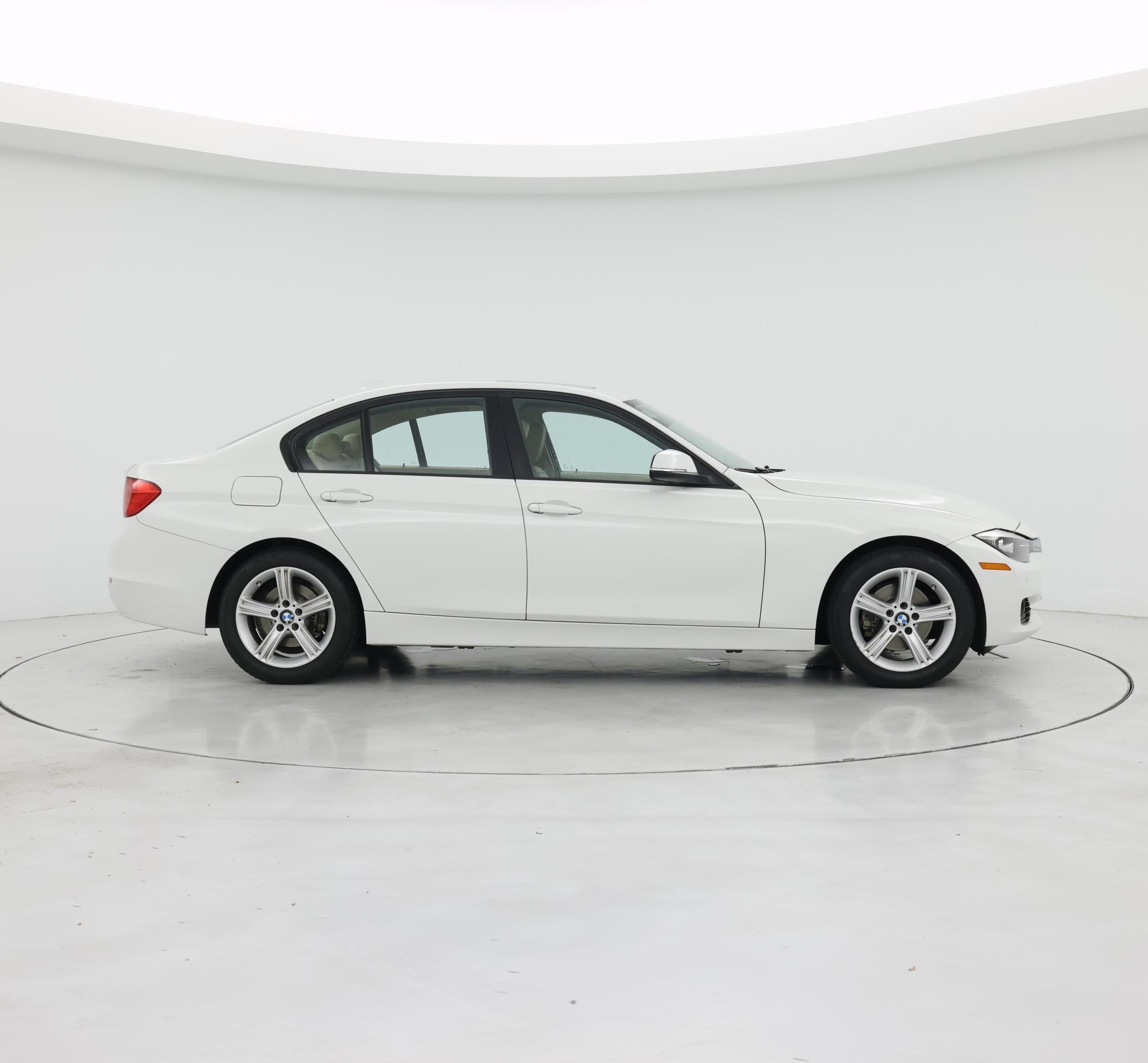 Thumbnail: 2015 BMW 3 Series - 7
