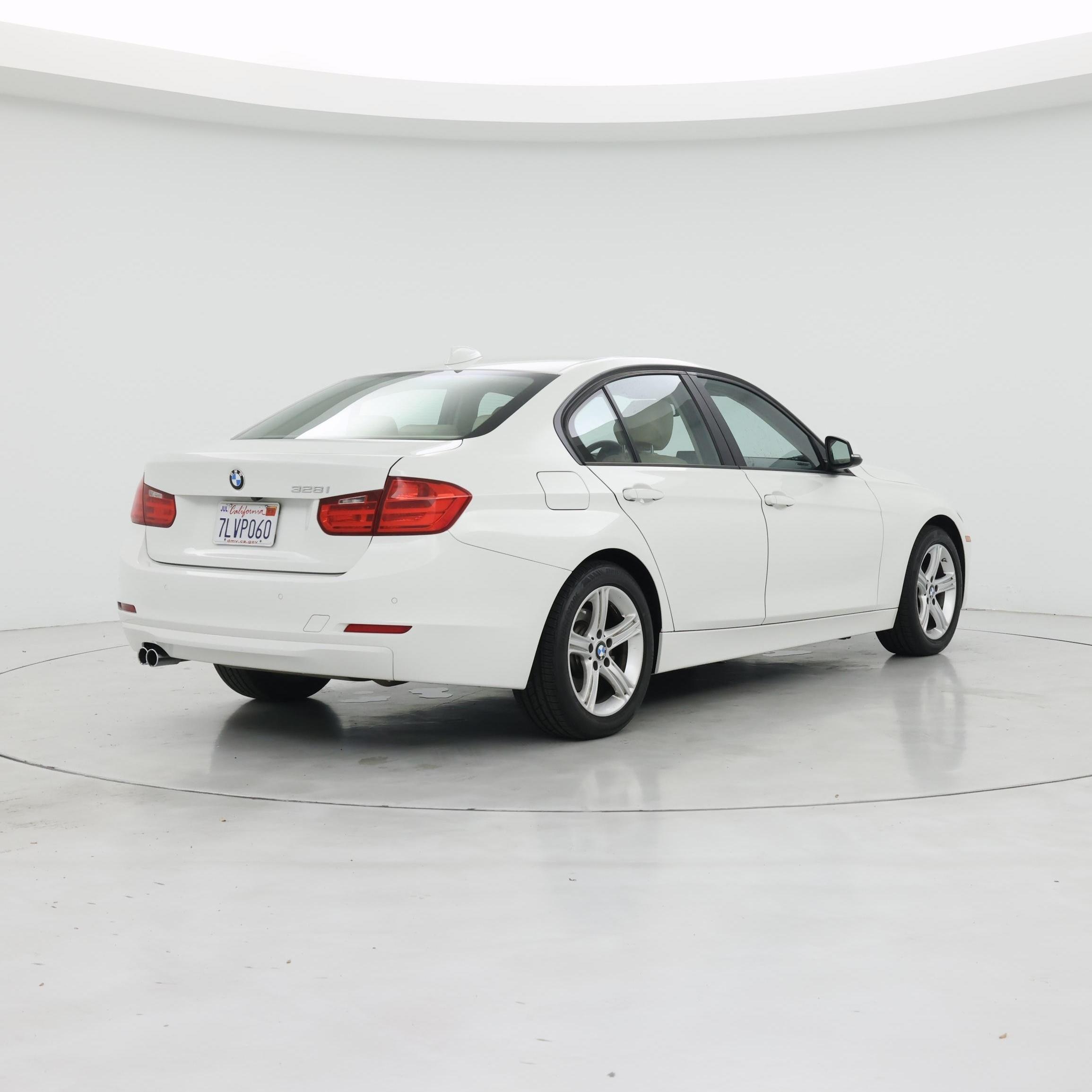 Thumbnail: 2015 BMW 3 Series - 8