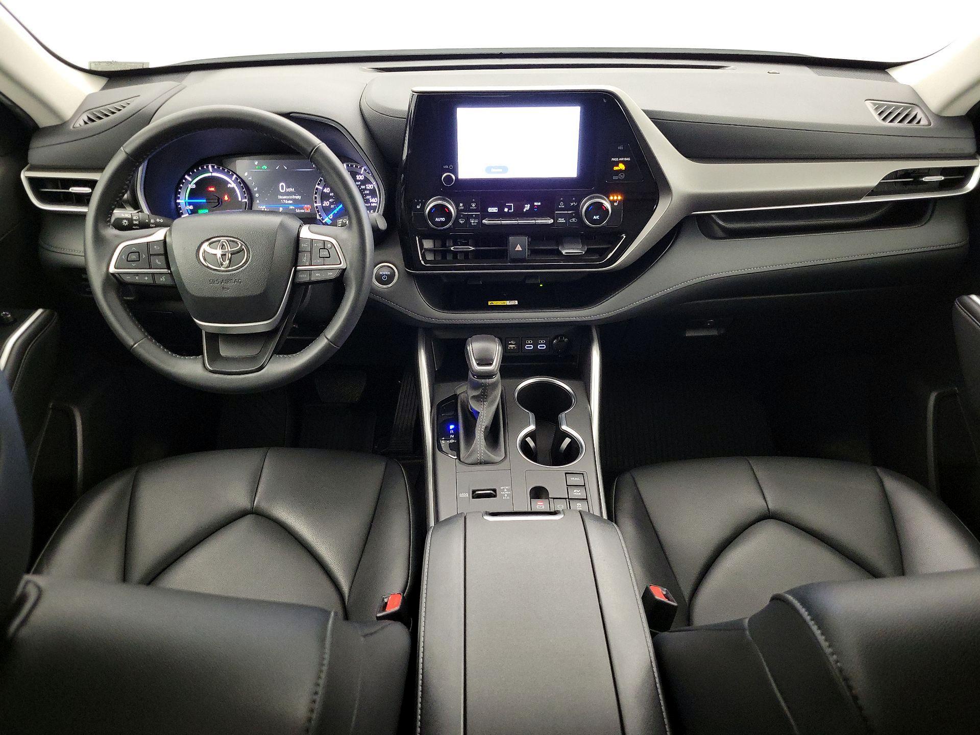 Thumbnail: 2024 Toyota Highlander - 9
