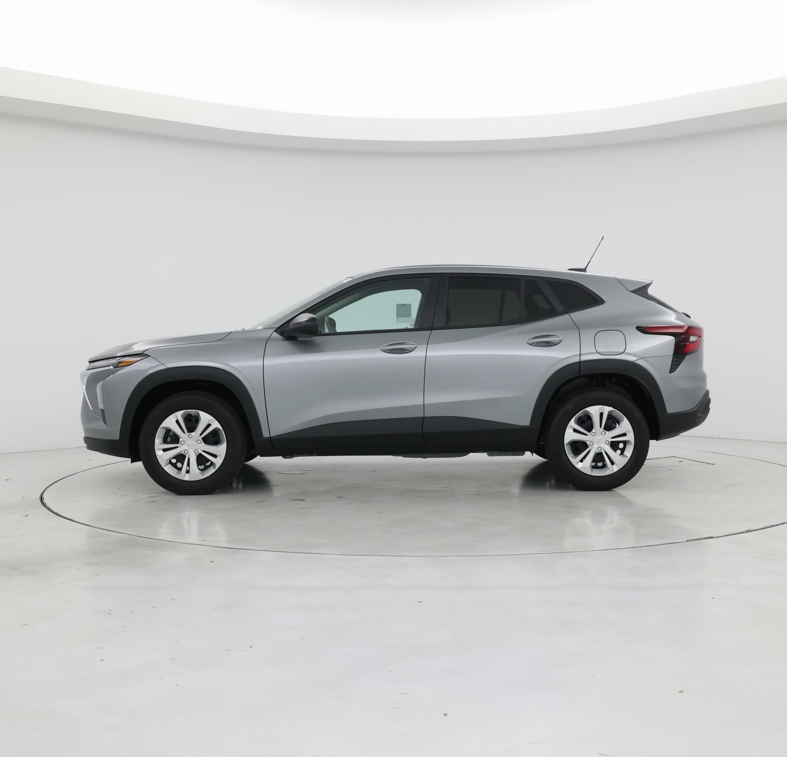 Thumbnail: 2025 Chevrolet Trax - 3