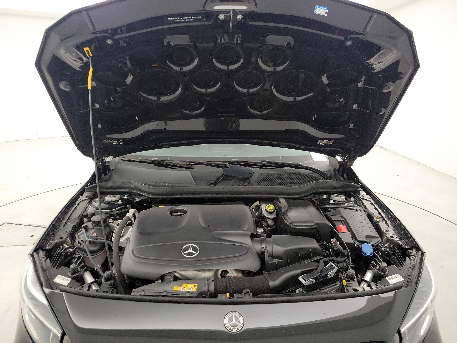 Thumbnail: 2019 Mercedes-Benz GLA - 20