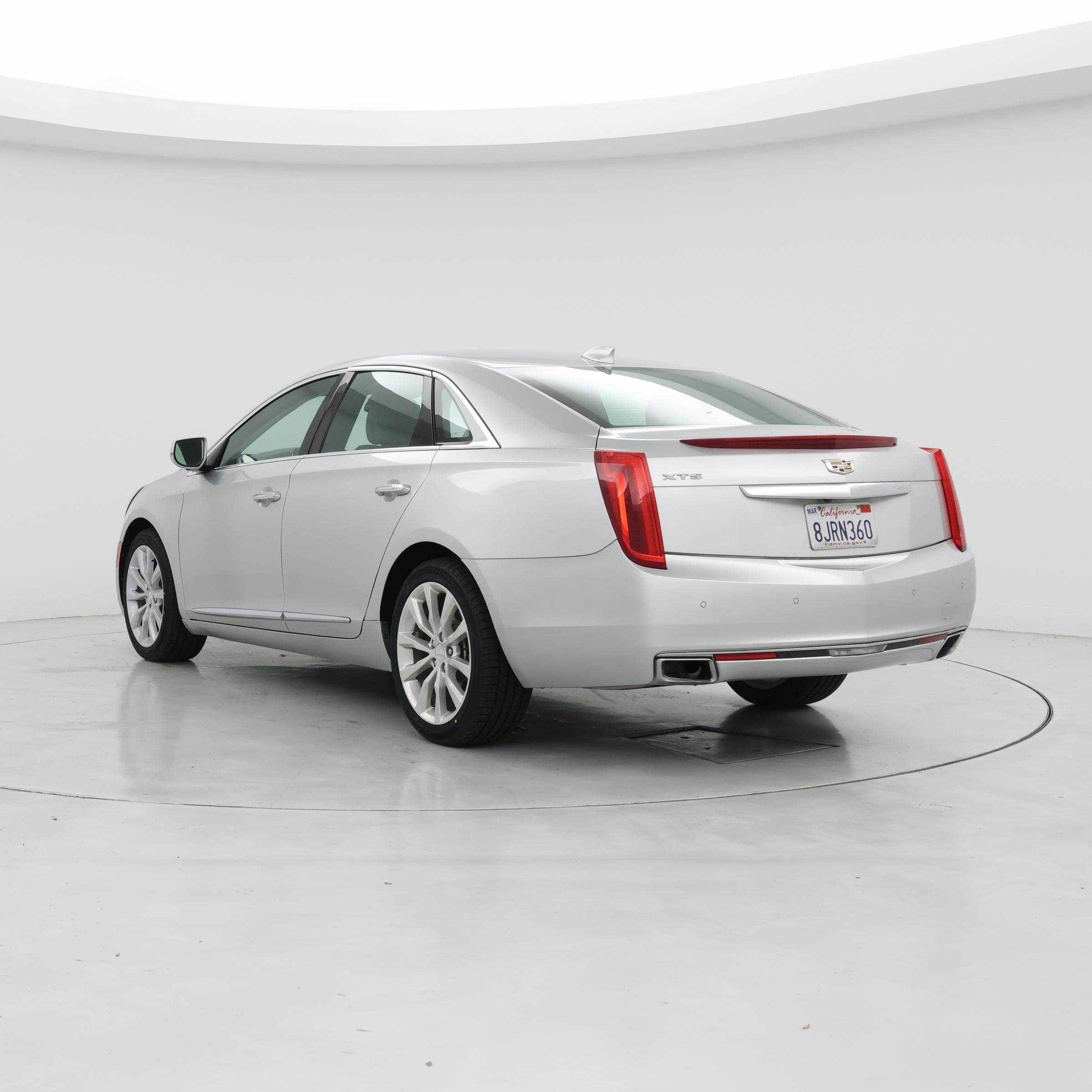 Thumbnail: 2017 Cadillac XTS - 2