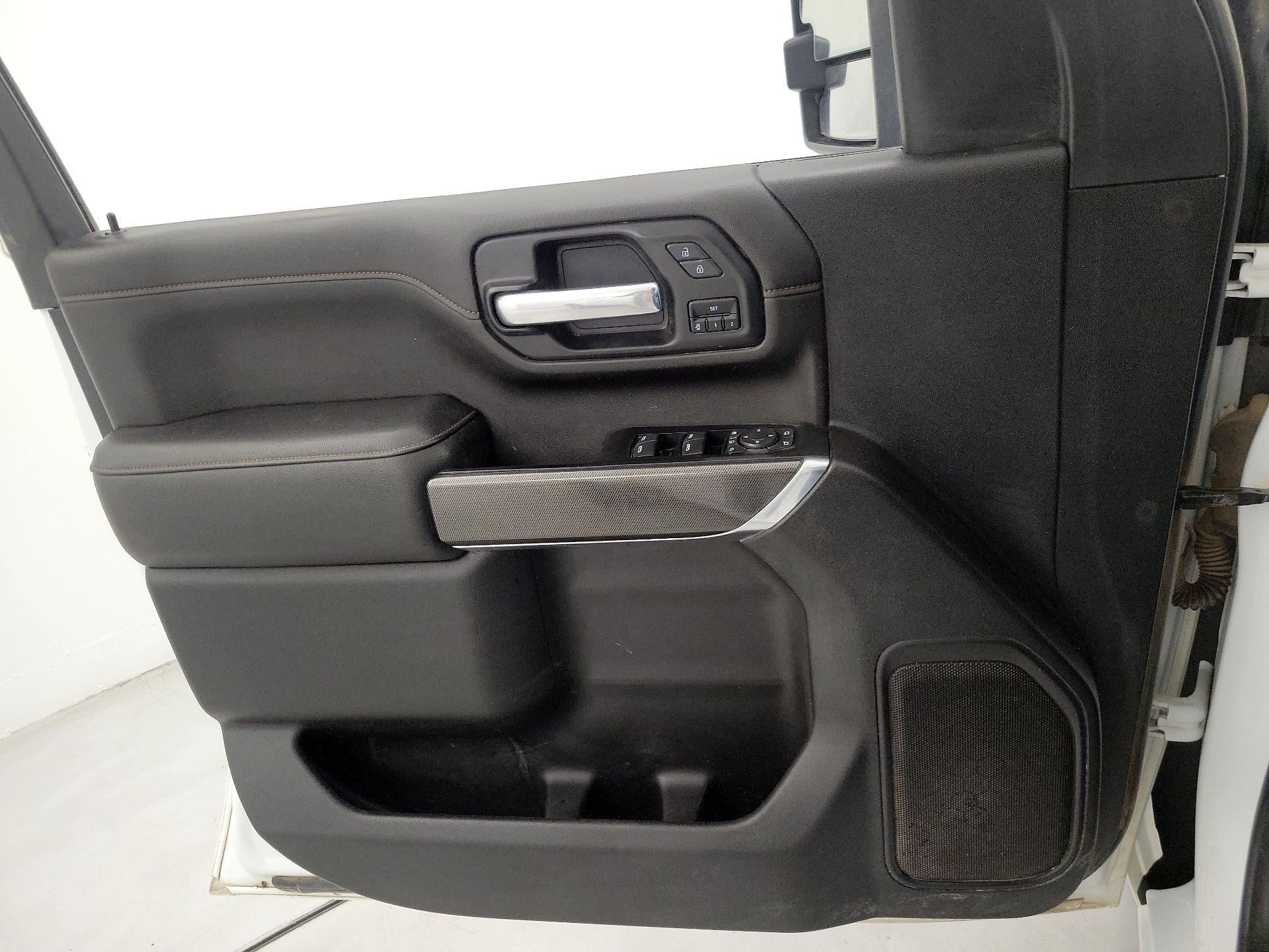 Thumbnail: 2022 GMC Sierra 2500 - 12