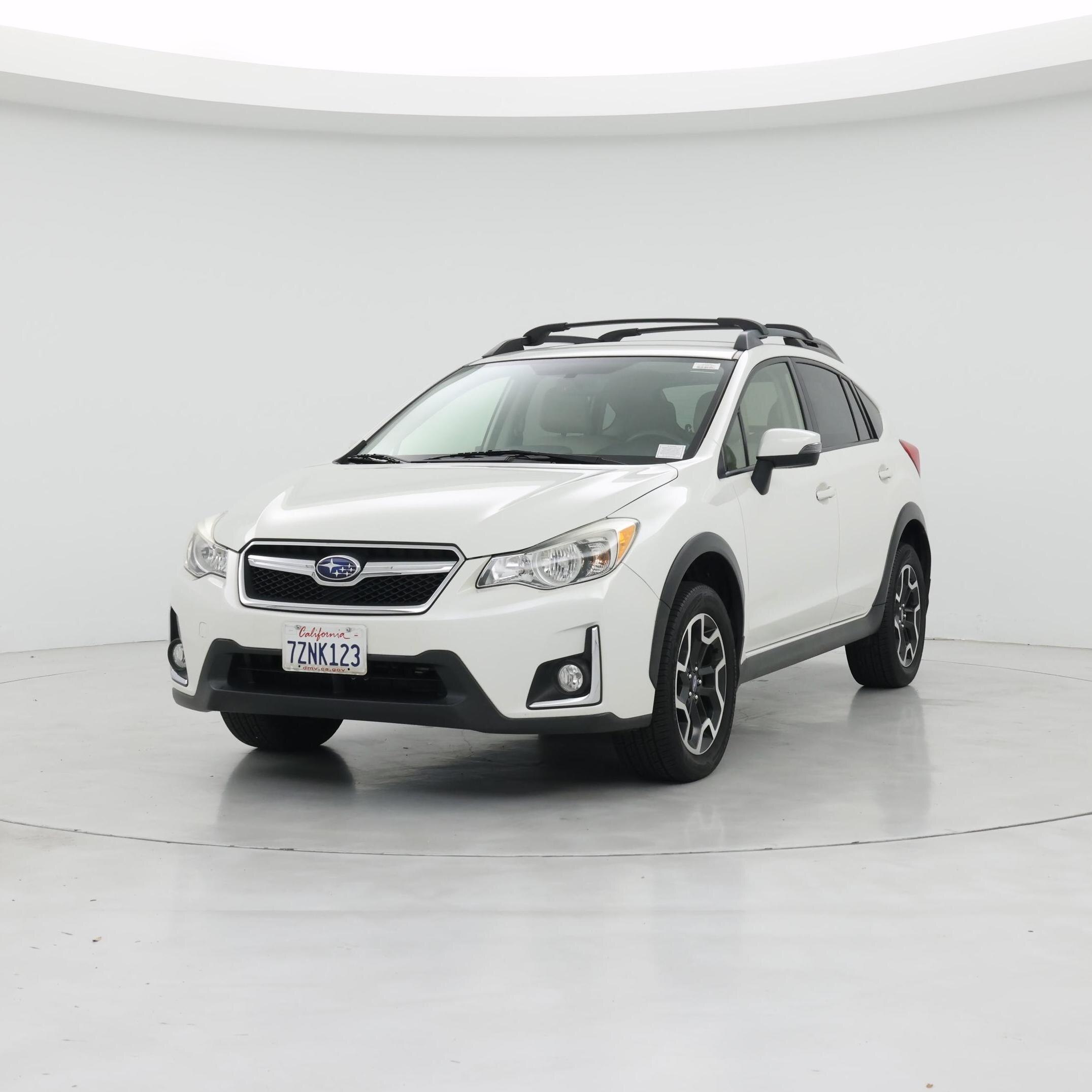 Thumbnail: 2017 Subaru Crosstrek - 4