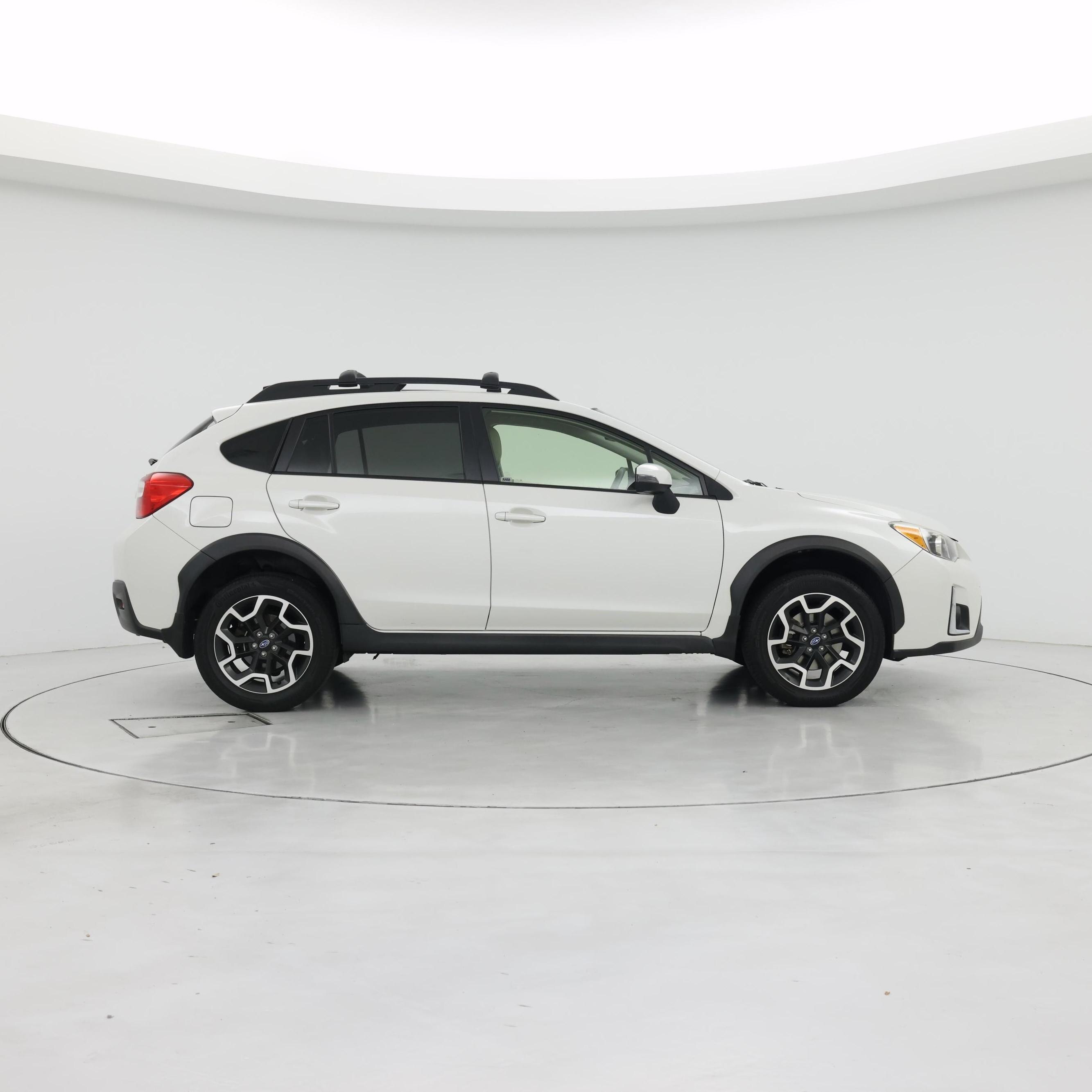 Thumbnail: 2017 Subaru Crosstrek - 7