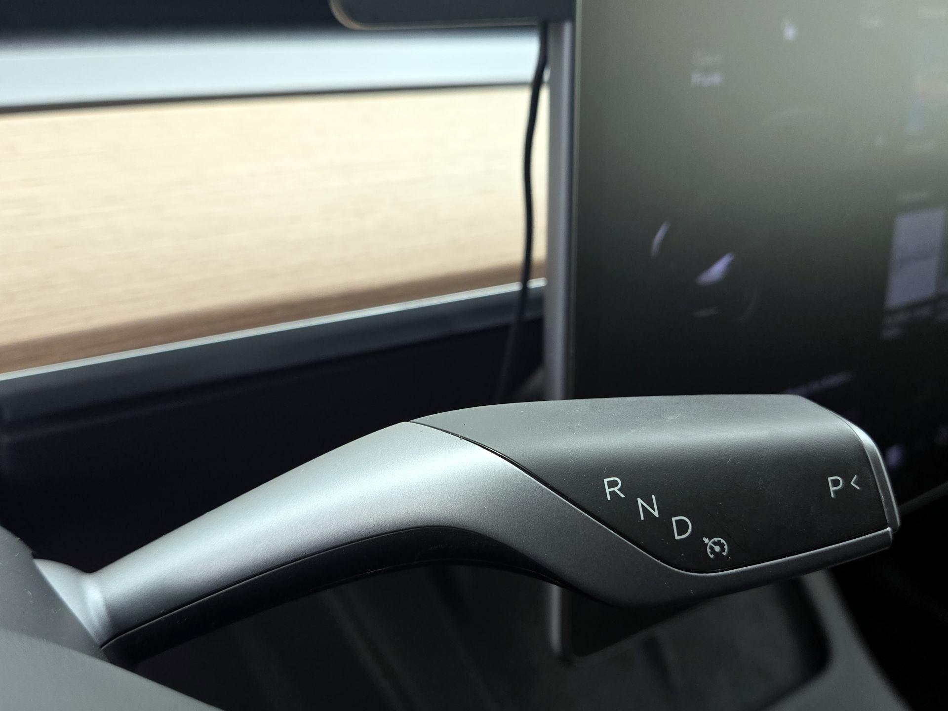 Thumbnail: 2022 Tesla Model Y - 17