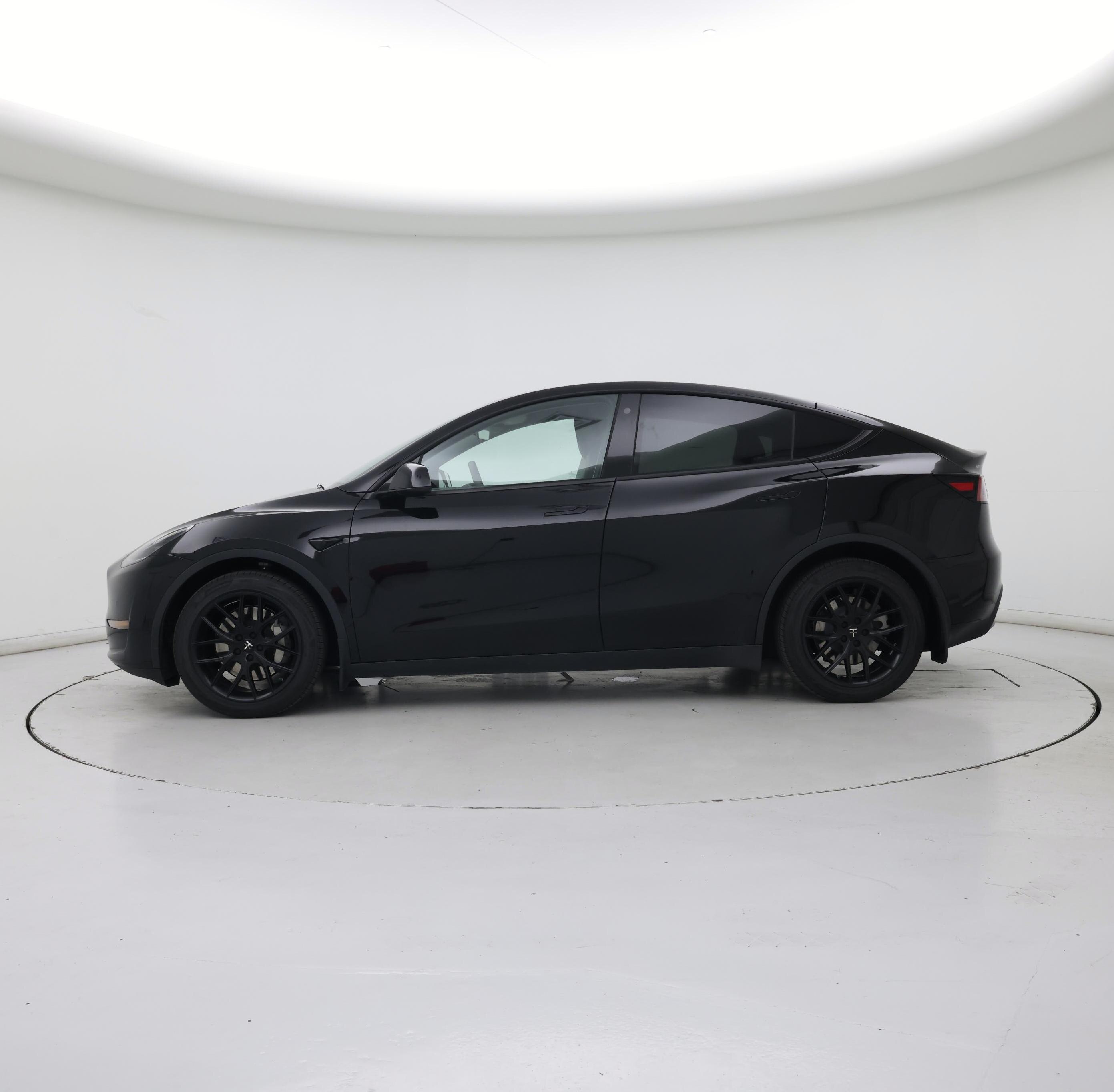 Thumbnail: 2022 Tesla Model Y - 3