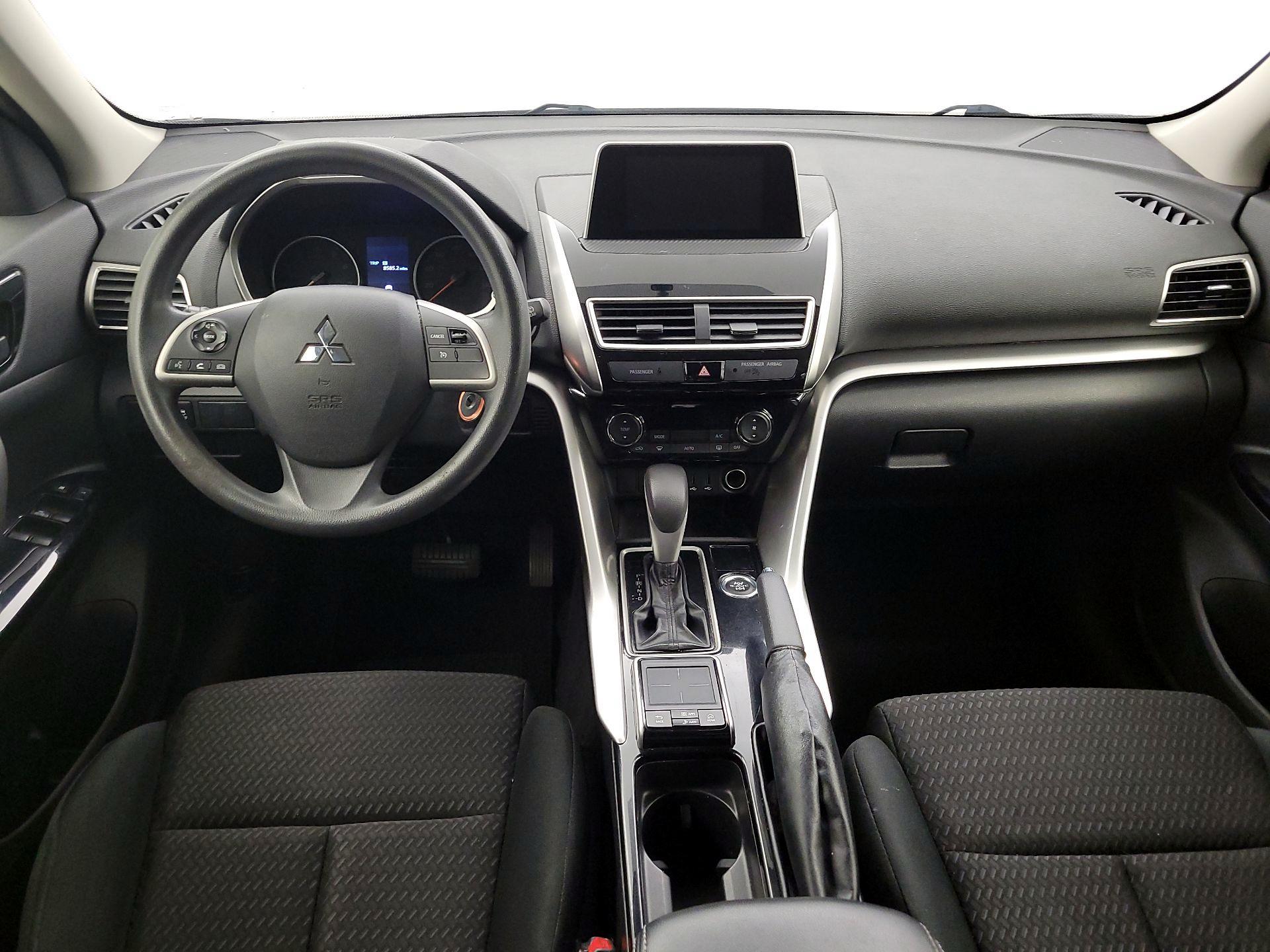 Thumbnail: 2019 Mitsubishi Eclipse Cross - 9