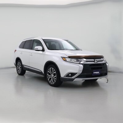 White 2017 Mitsubishi Outlander SEL